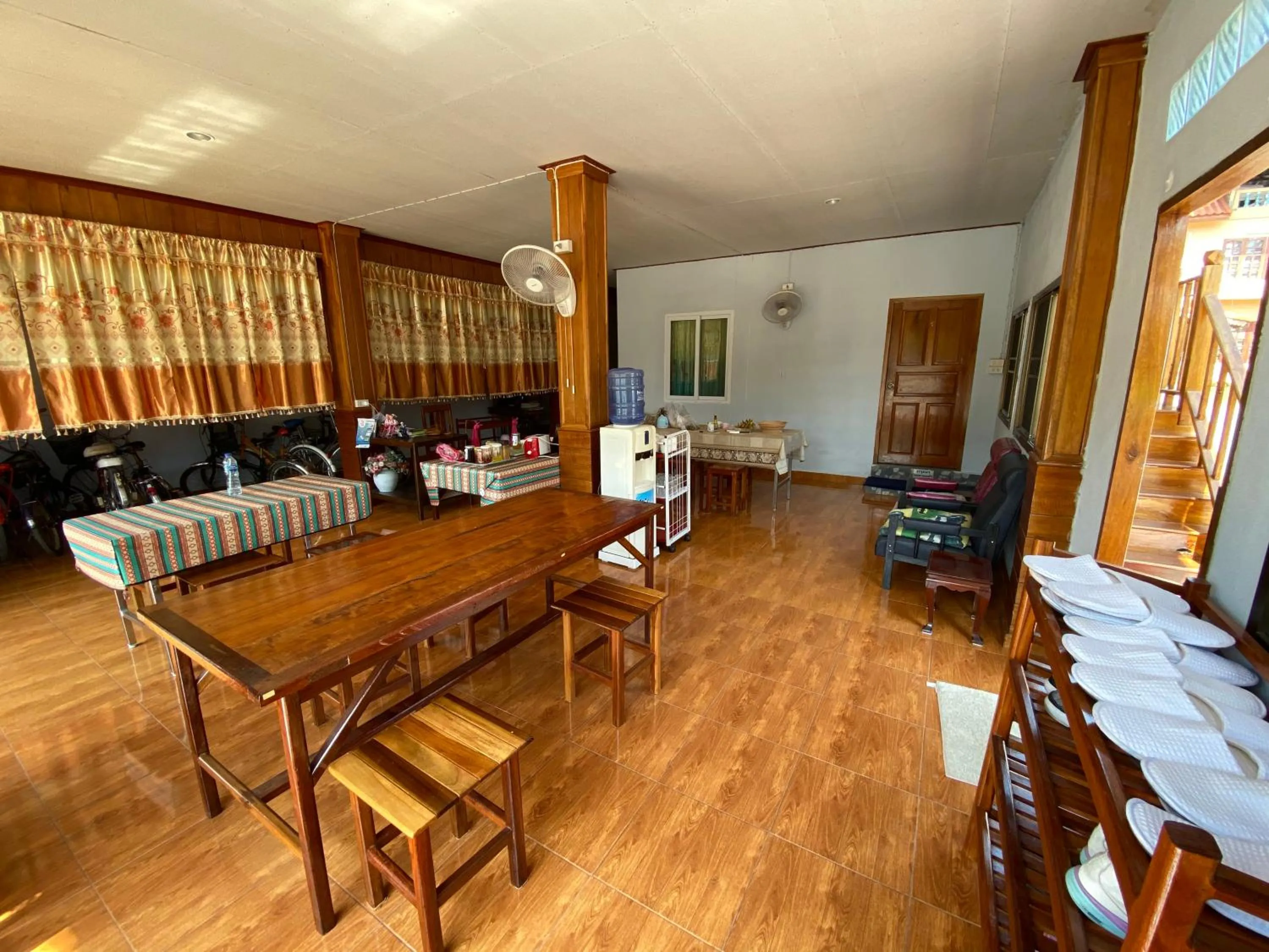 Dining area in Baan Kokaew Chiang Khan