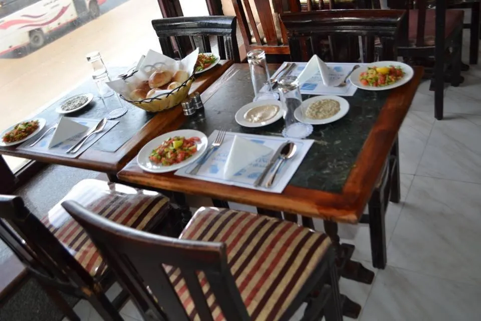 Restaurant/places to eat in Kaoud Sporting Hotel