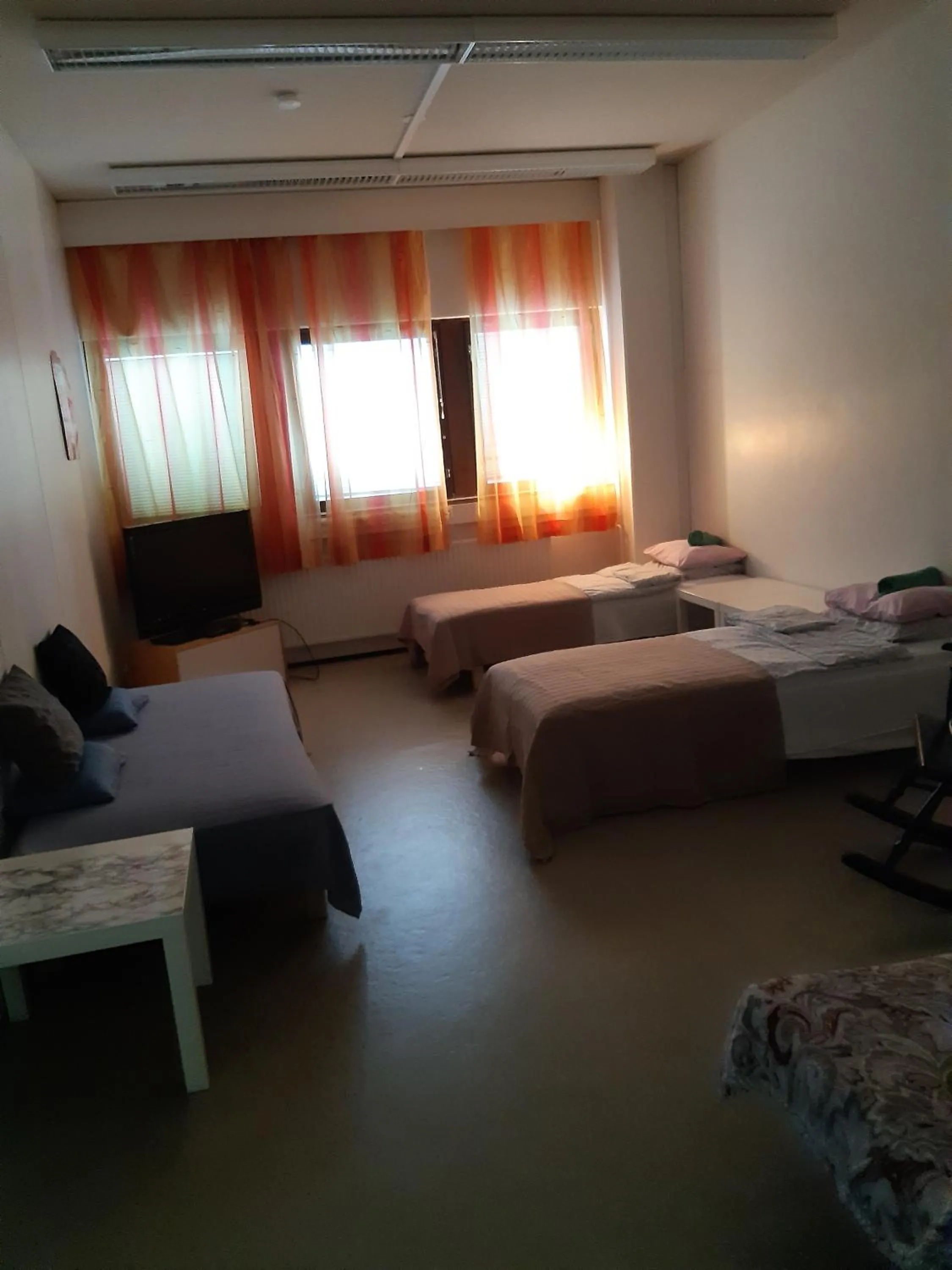 Photo of the whole room, Bed in Minimotel