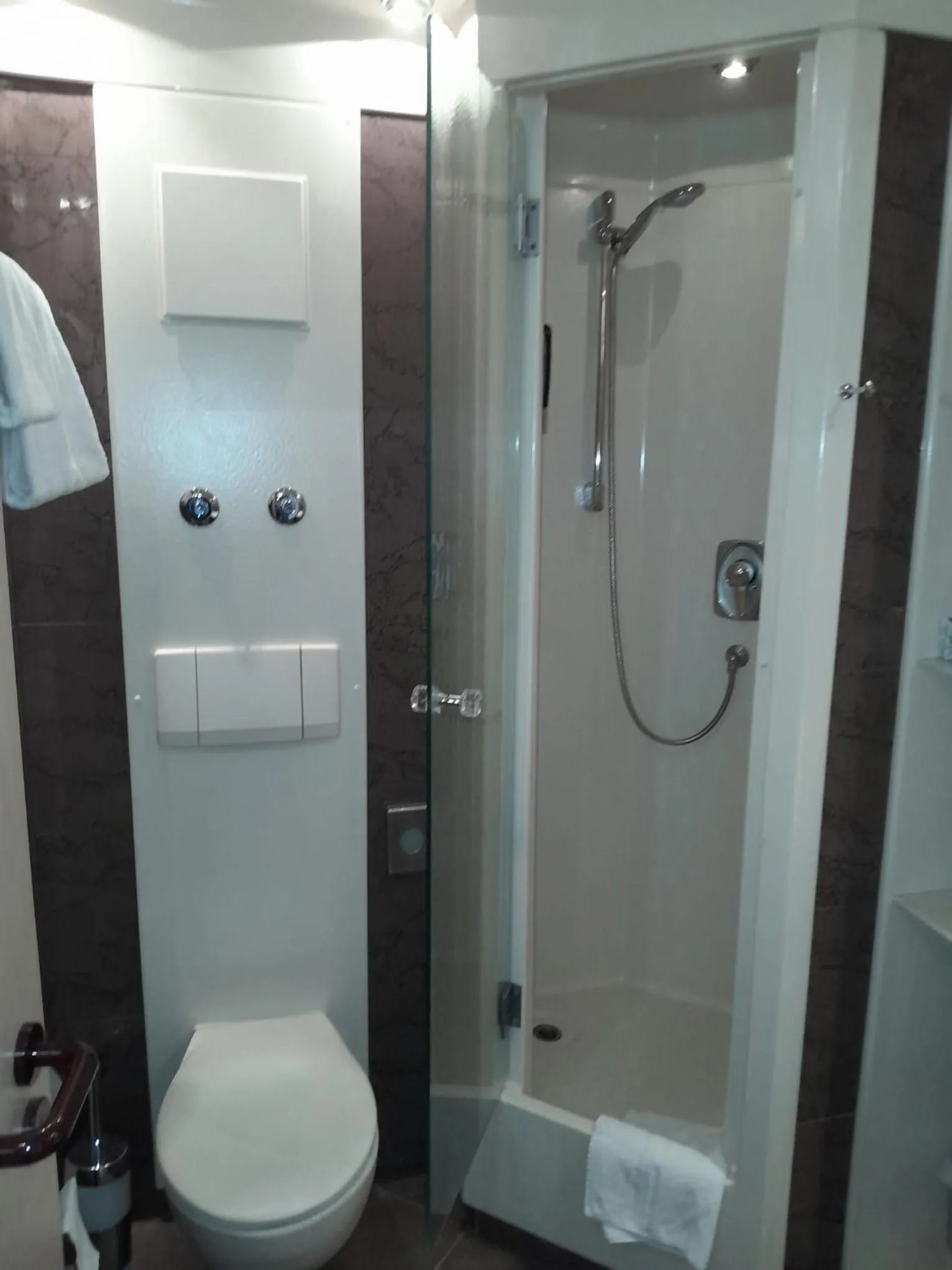 Bathroom in Hotel Aichtaler Hof