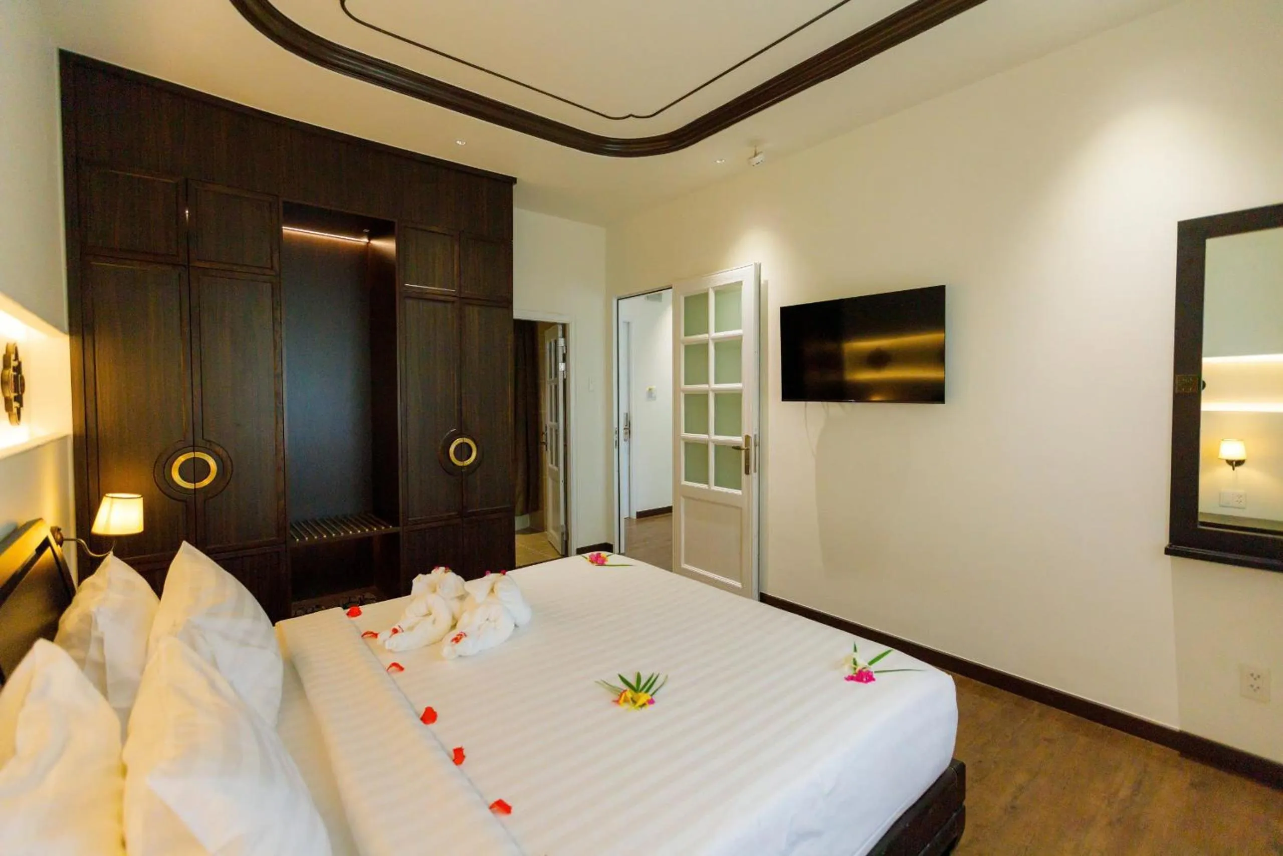 Bed in Le Aqua Resort & Spa Phan Thiet - Swiss Village Resort & Spa
