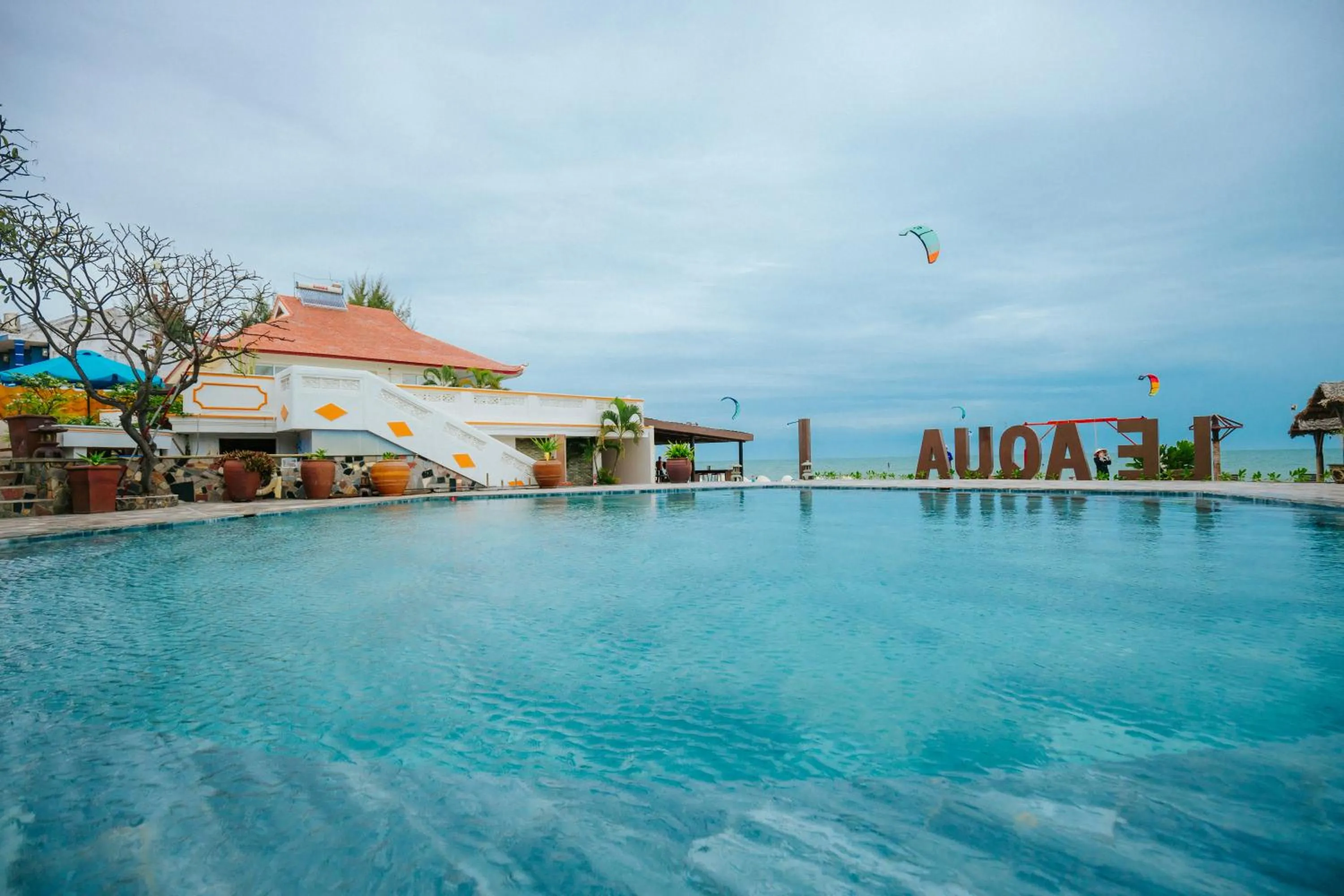 Le Aqua Resort & Spa Phan Thiet - Swiss Village Resort & Spa