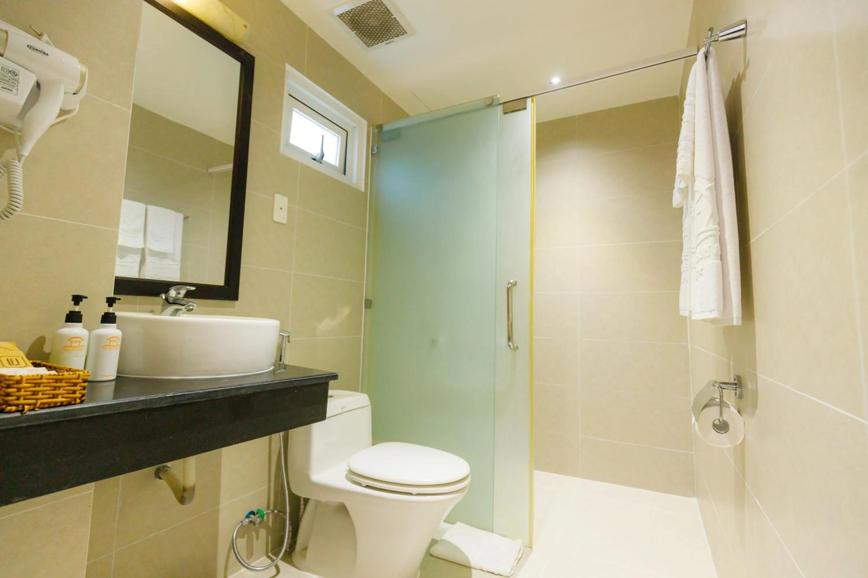 Le Aqua Resort & Spa Phan Thiet - Swiss Village Resort & Spa