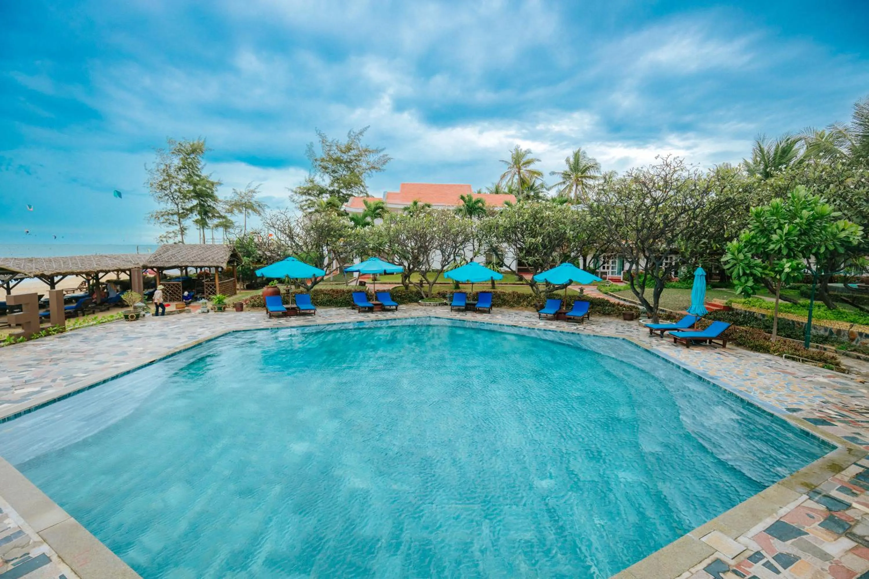 Le Aqua Resort & Spa Phan Thiet - Swiss Village Resort & Spa