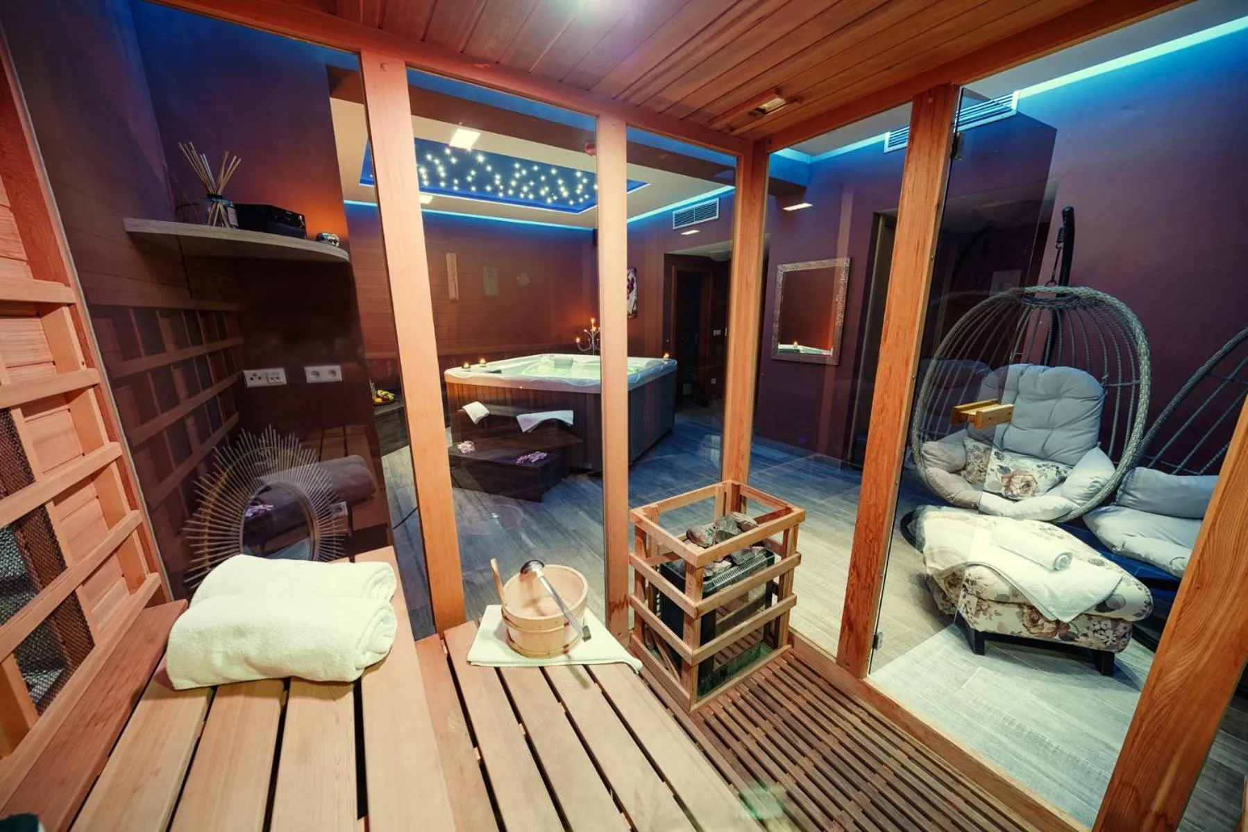 Hot Tub in Hotel Stella Maris - Style & Comfort