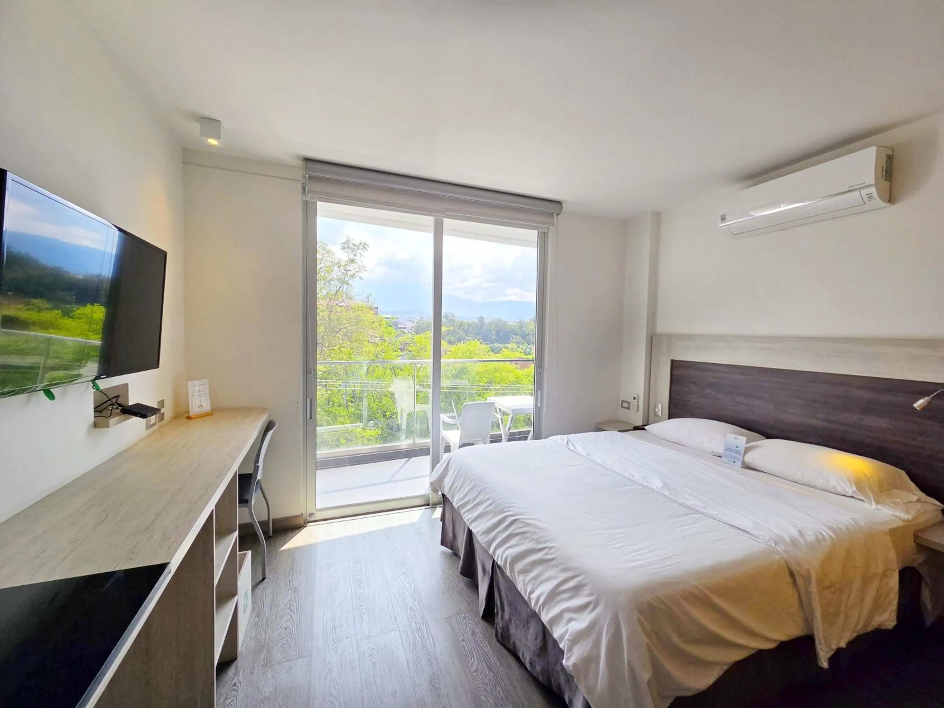 Photo of the whole room, Bed in Hotel Park 85