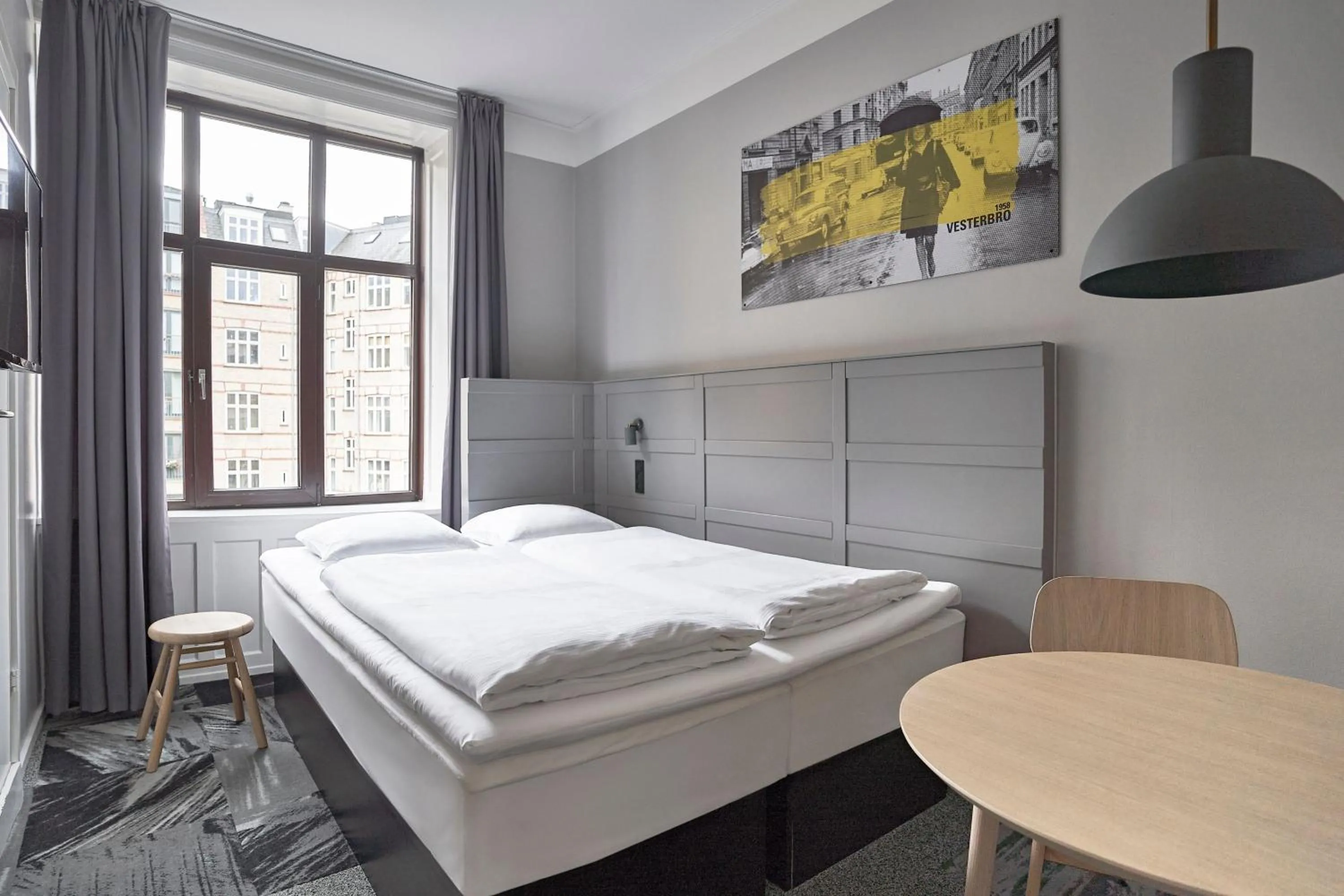 Photo of the whole room, Bed in Four Points Flex by Sheraton Copenhagen City