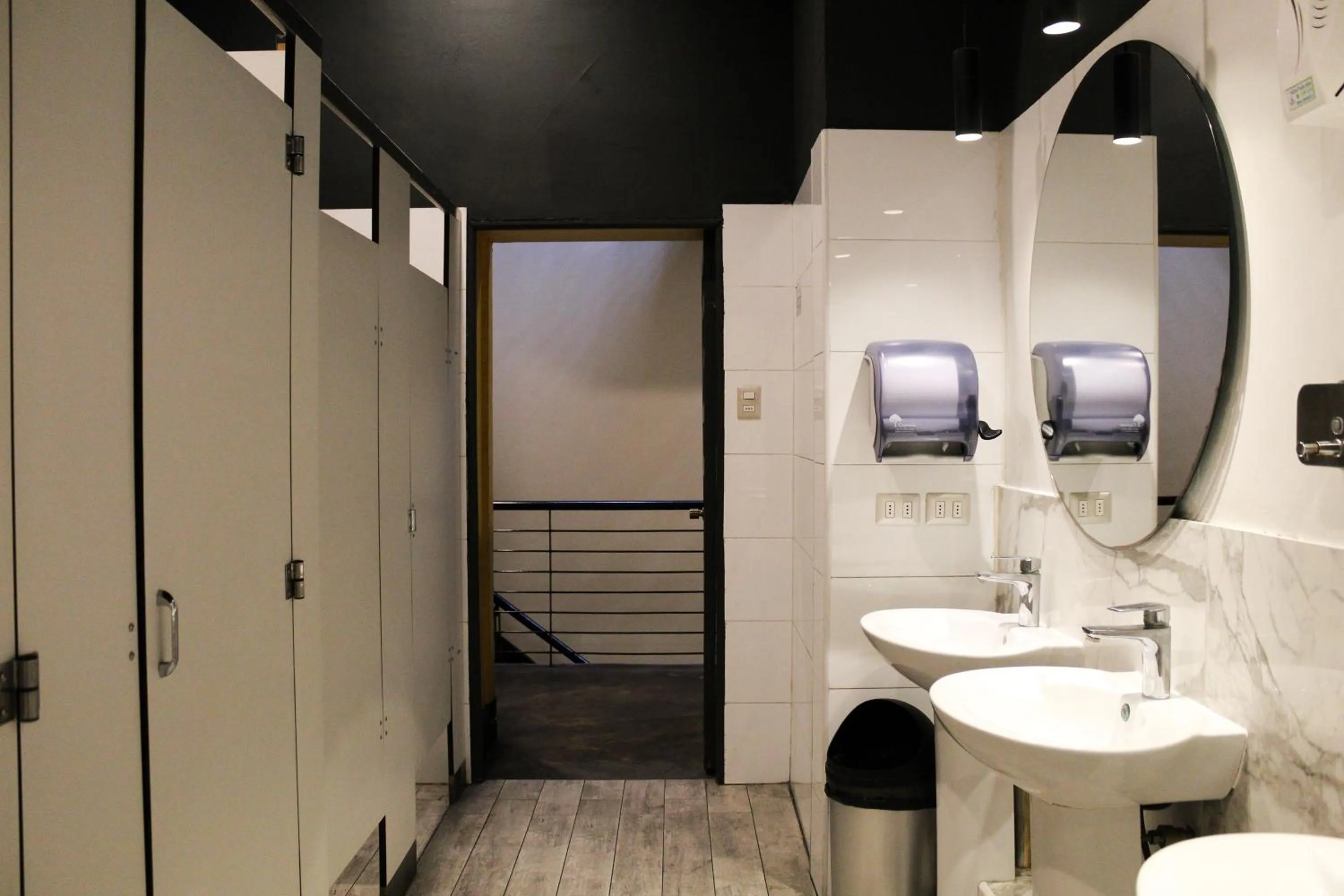 Bathroom in Hostel Boutique Merced 88