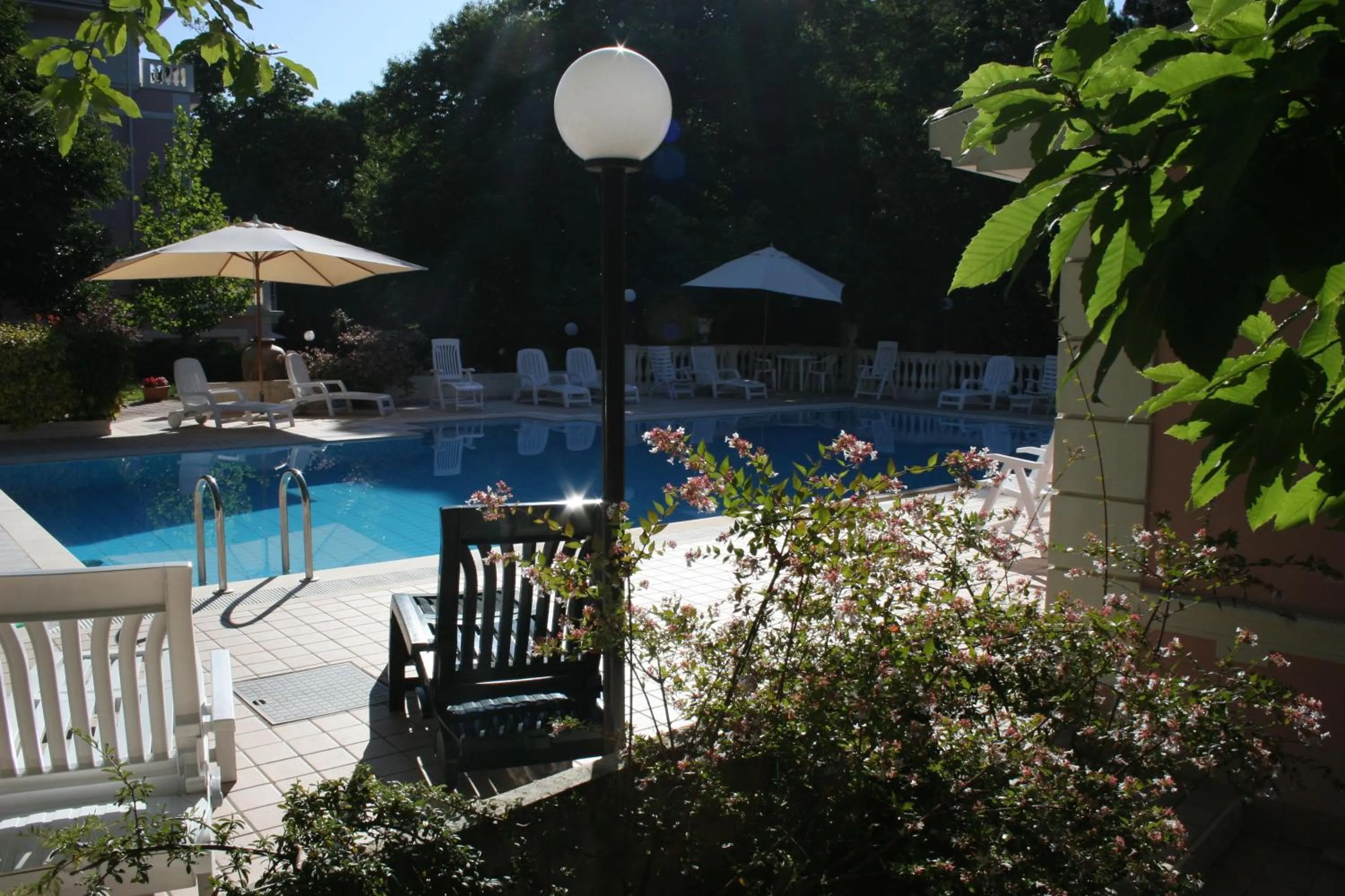 Swimming pool in Hotel Gioia Garden