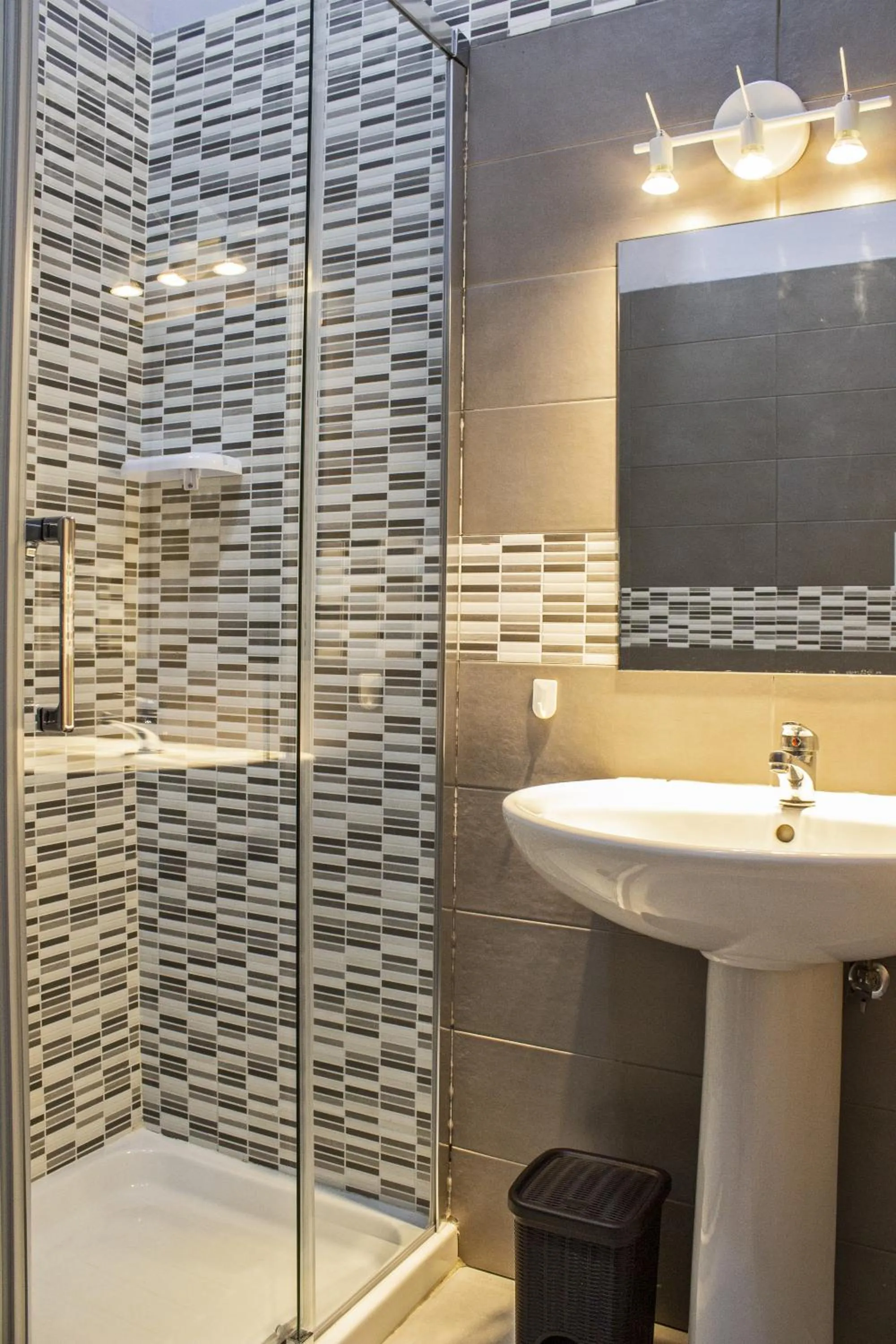 Bathroom in Amare Napoli