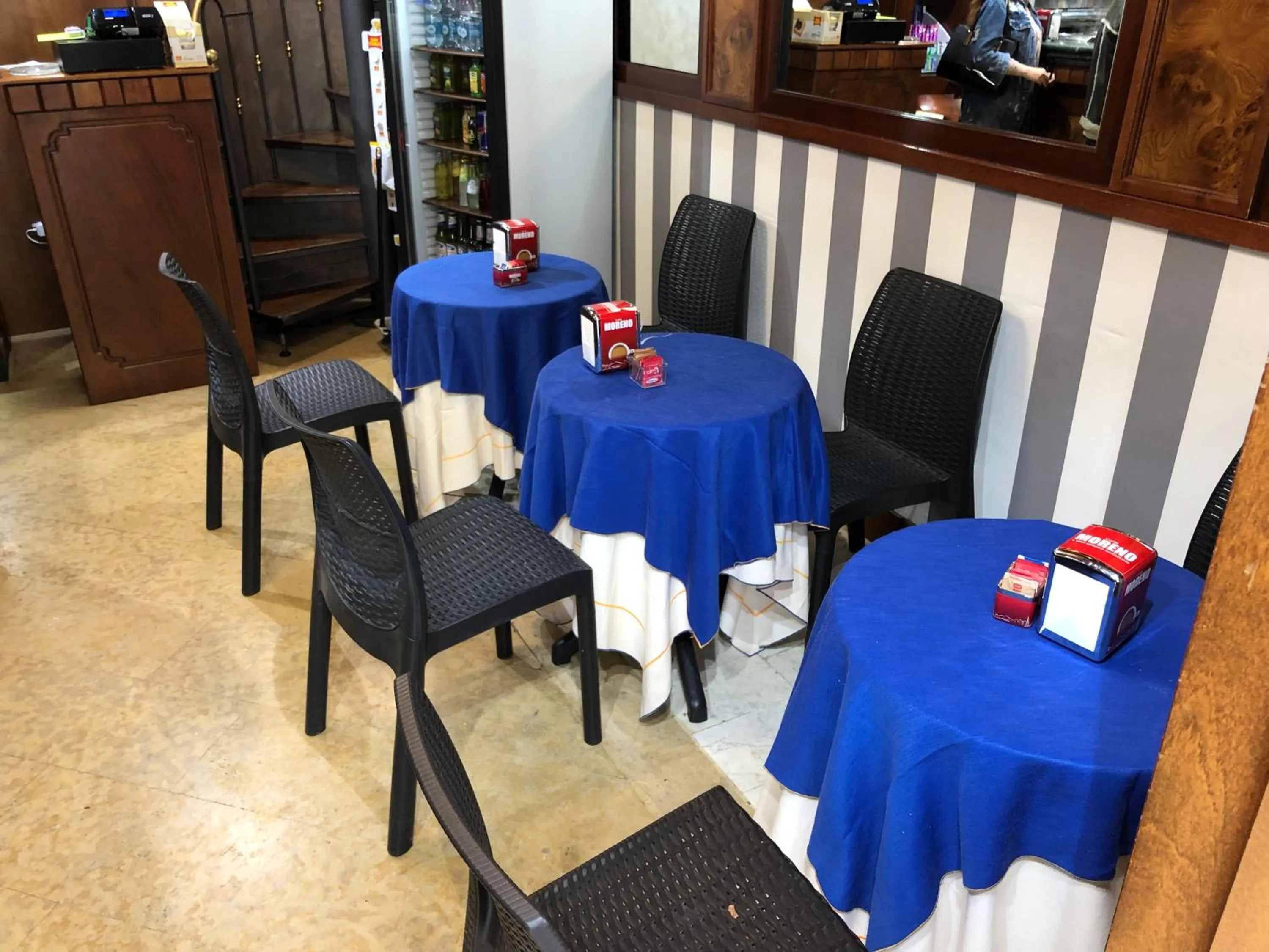 Restaurant/places to eat in Amare Napoli