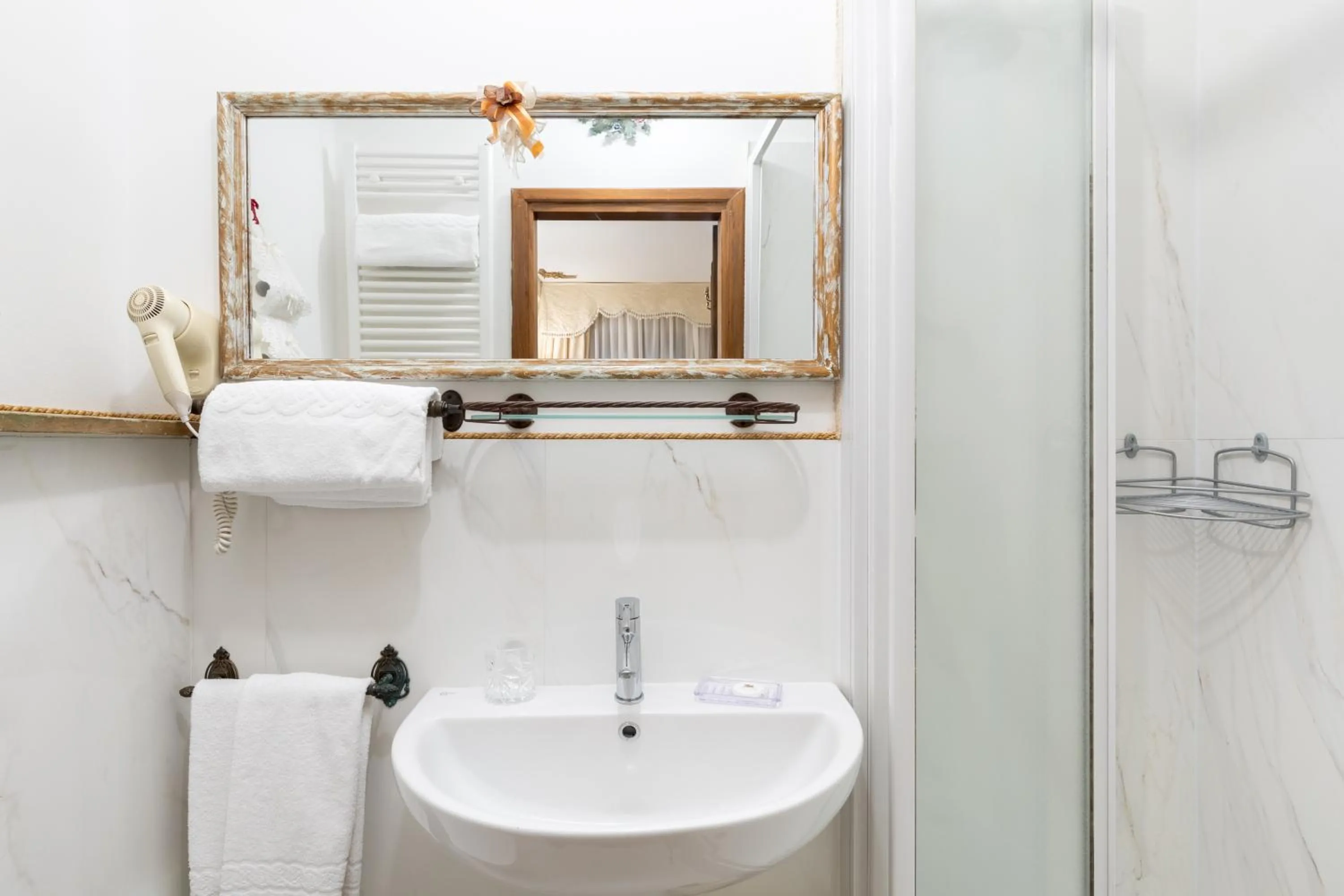 Bathroom in Residenza La Loggia