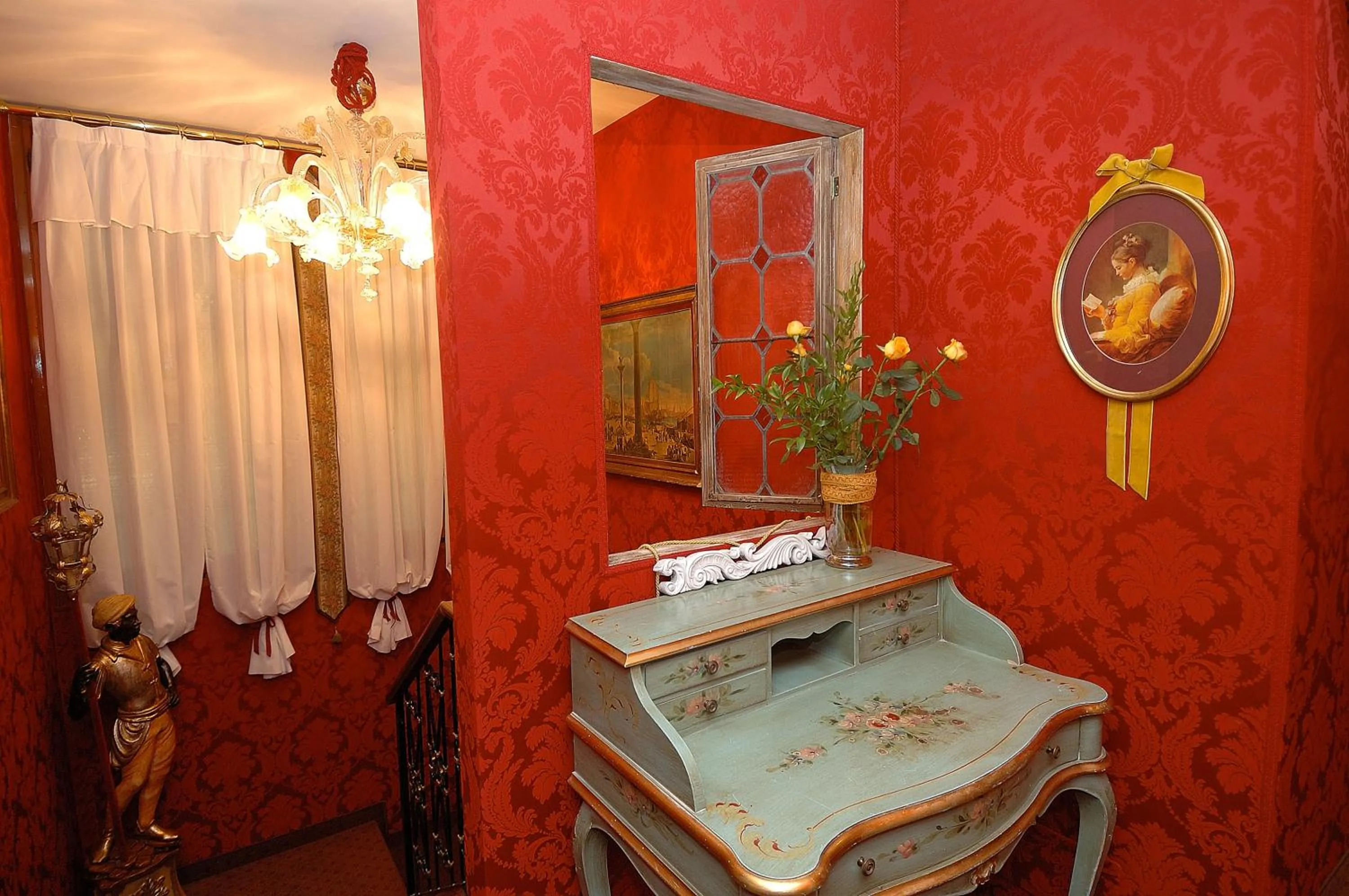 Decorative detail in Residenza La Loggia