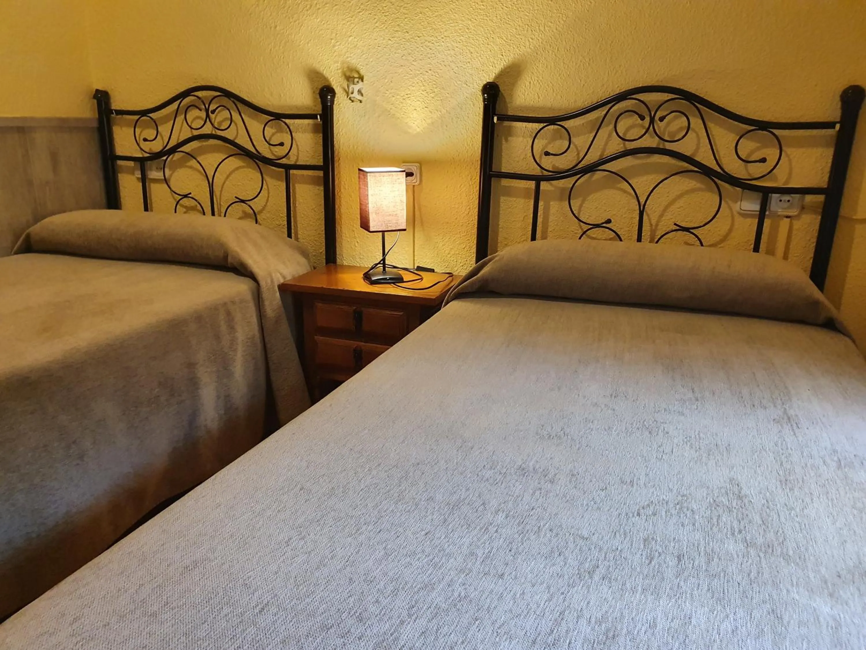 Bed in Arteaga Hostal & Baños Arabes Elvira