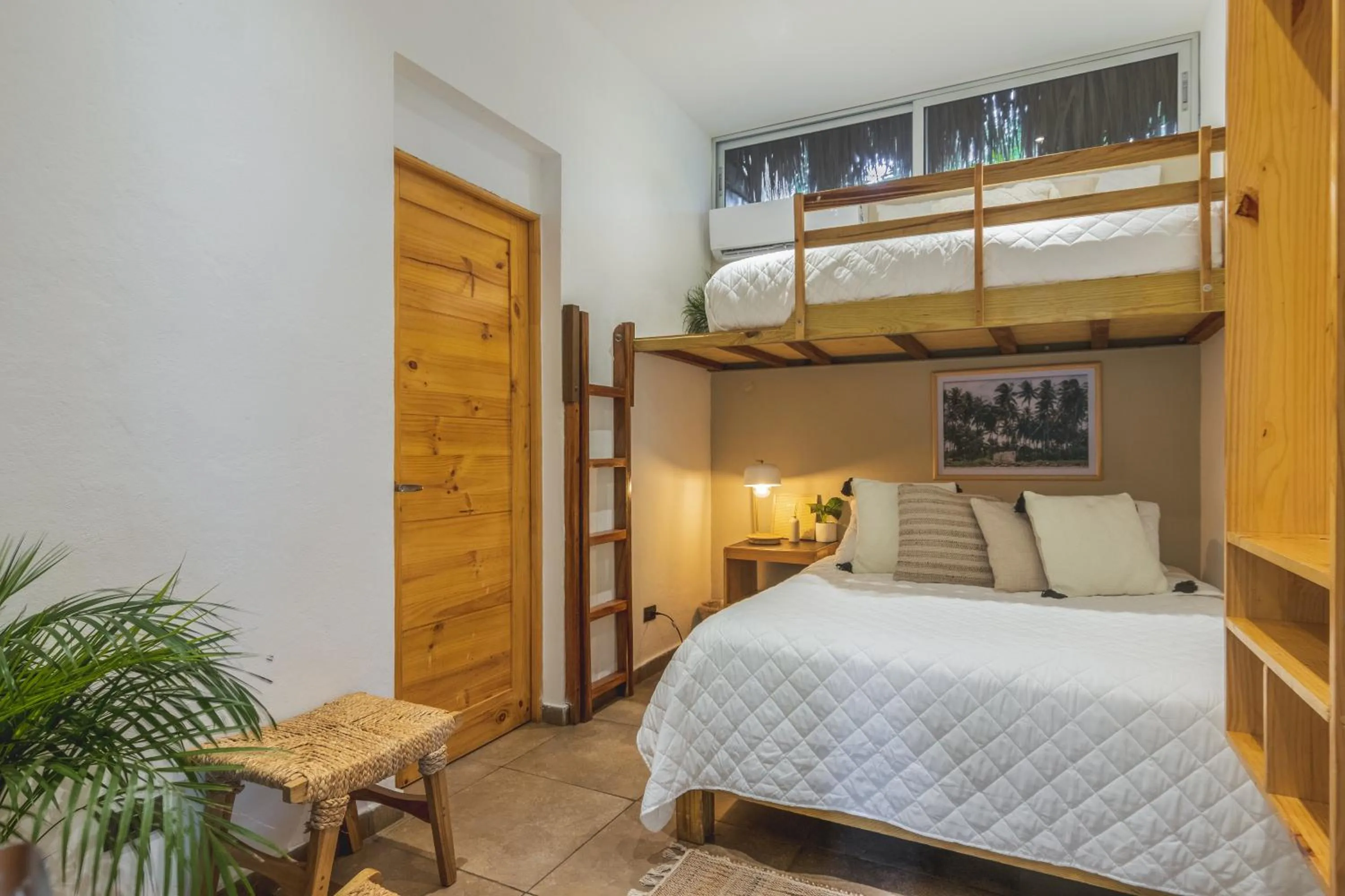 Photo of the whole room, Bed in Hotel Michanti