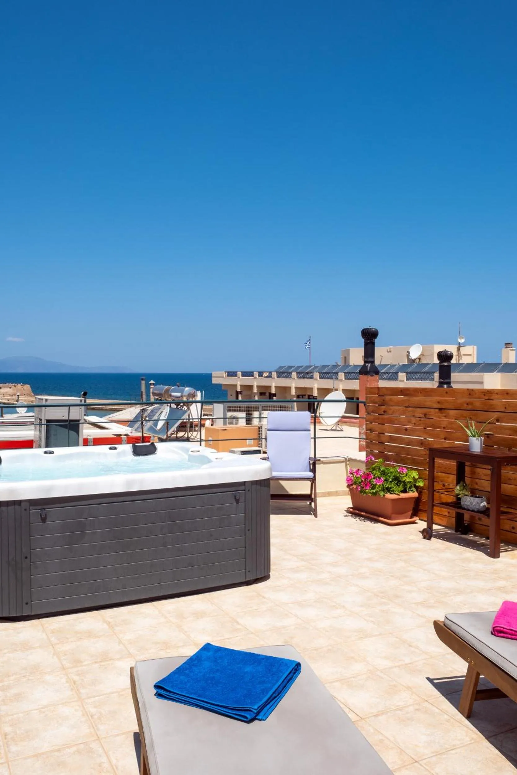 Hot Tub in Boutique Hotel Fortino