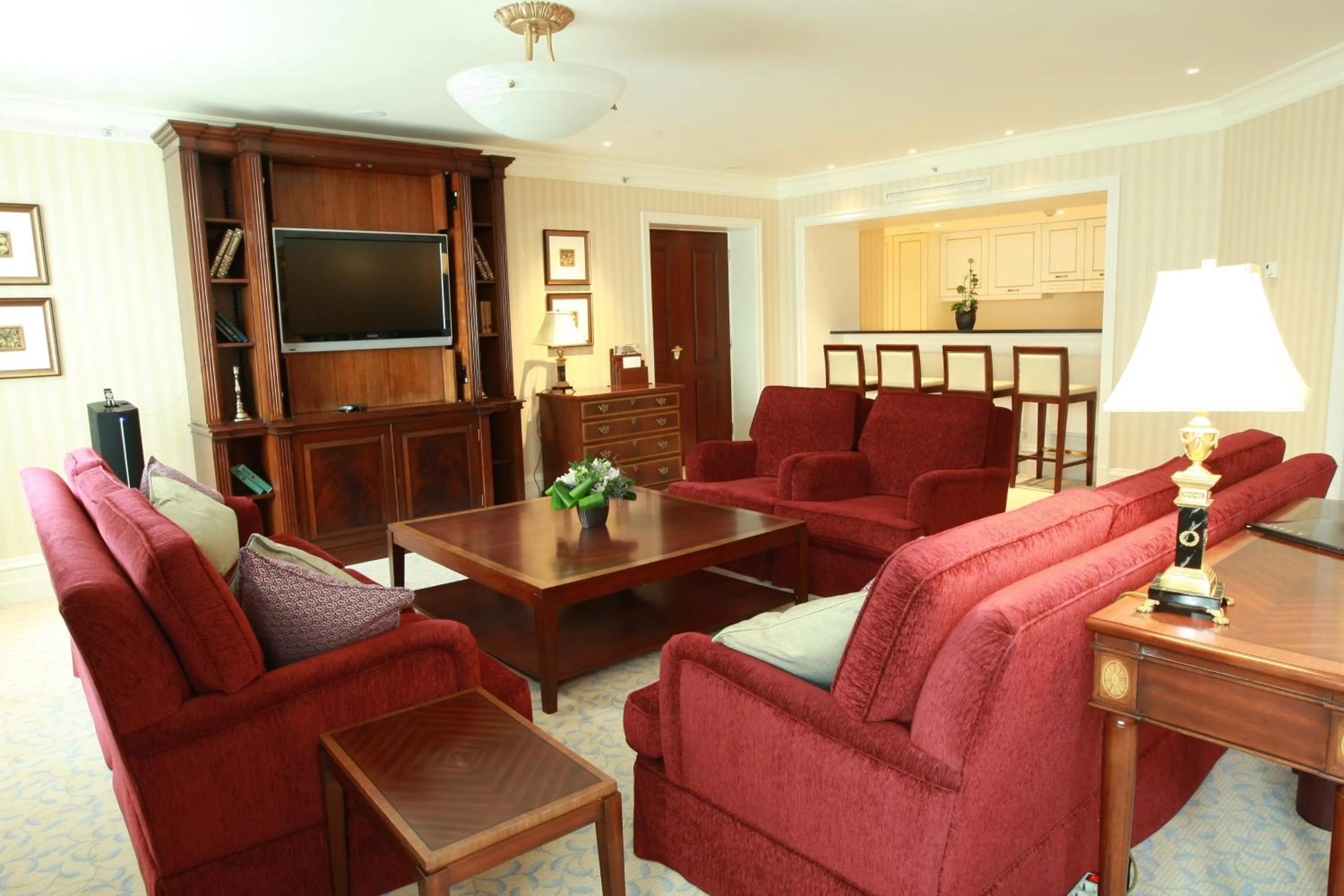 Photo of the whole room in InterContinental - Kyiv by IHG