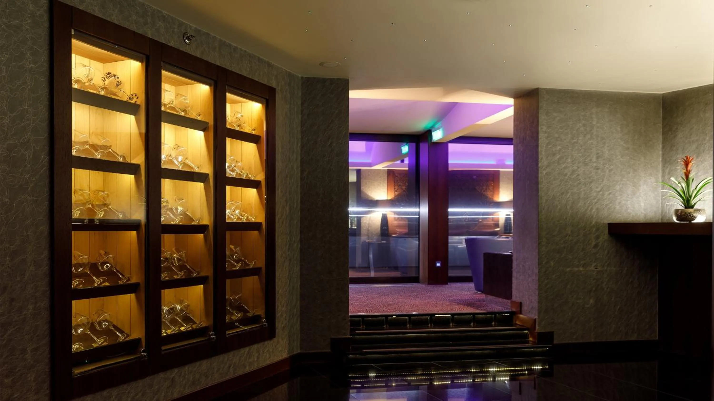 Lounge or bar in InterContinental - Kyiv by IHG