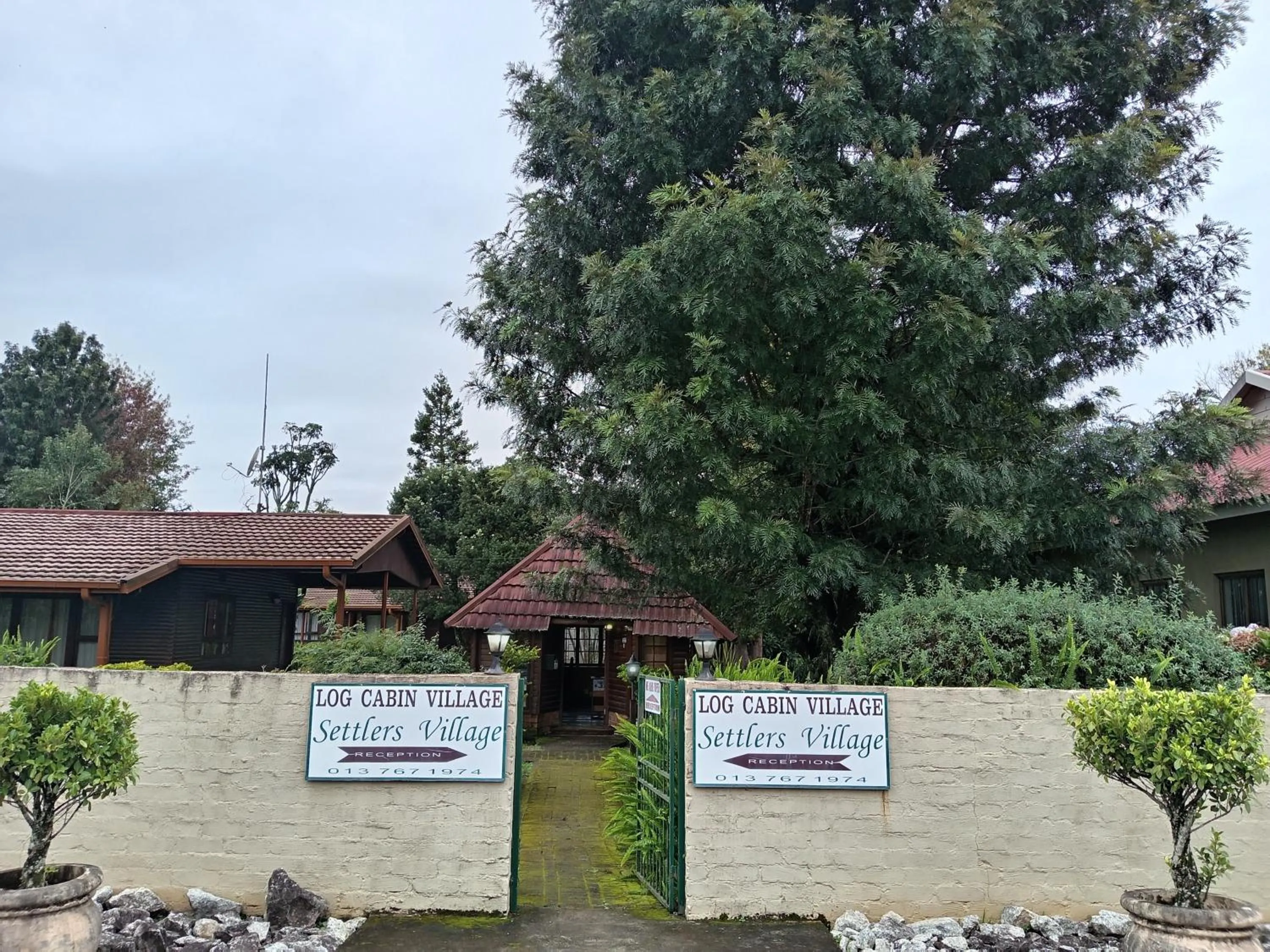 Property building in Log Cabin & Settlers Village
