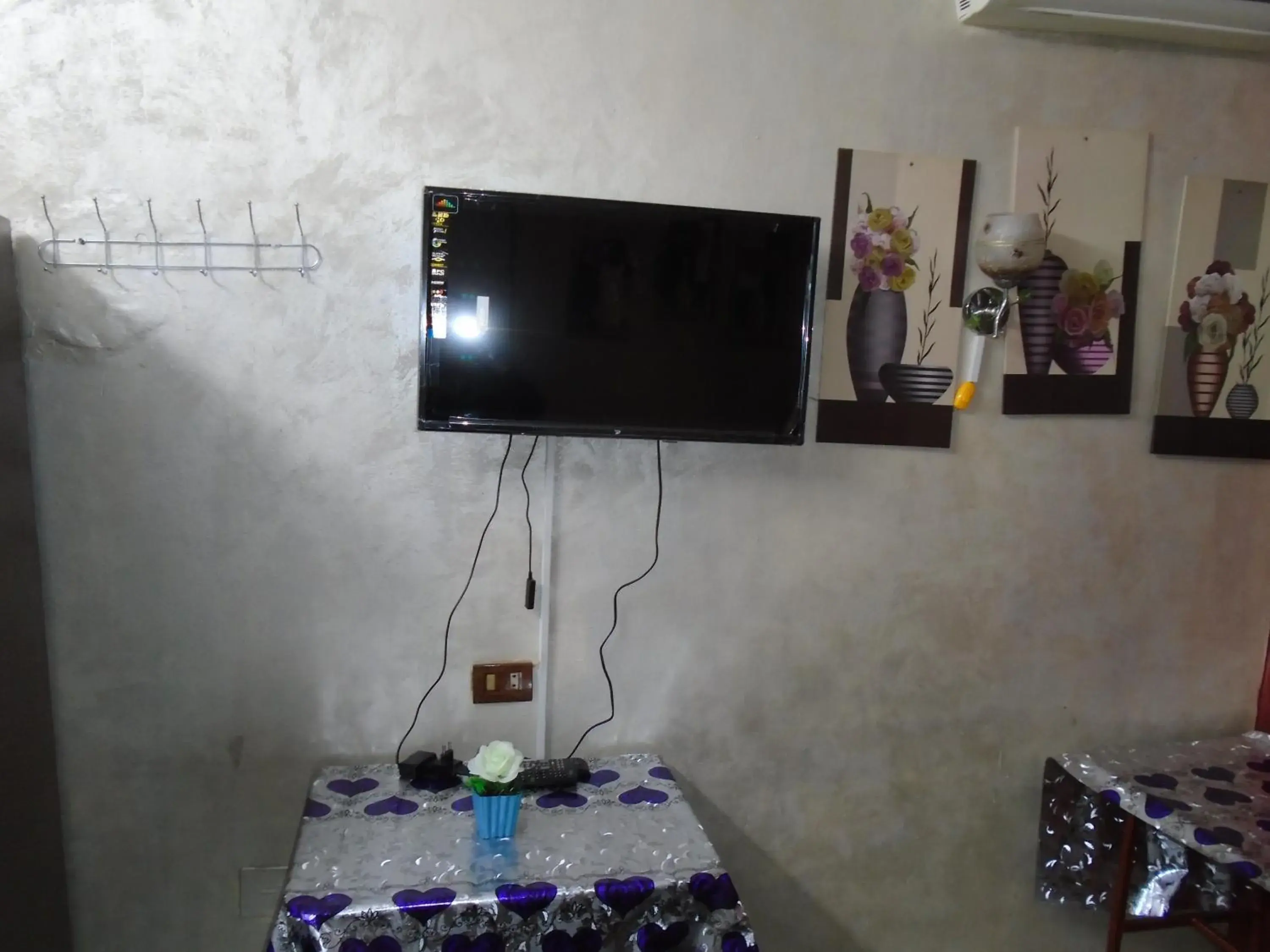 Single Room with Shared Shower and Toilet - single occupancy in City Hostel Single Room with Shared Shower and Toilet - single occupancy in City Hostel