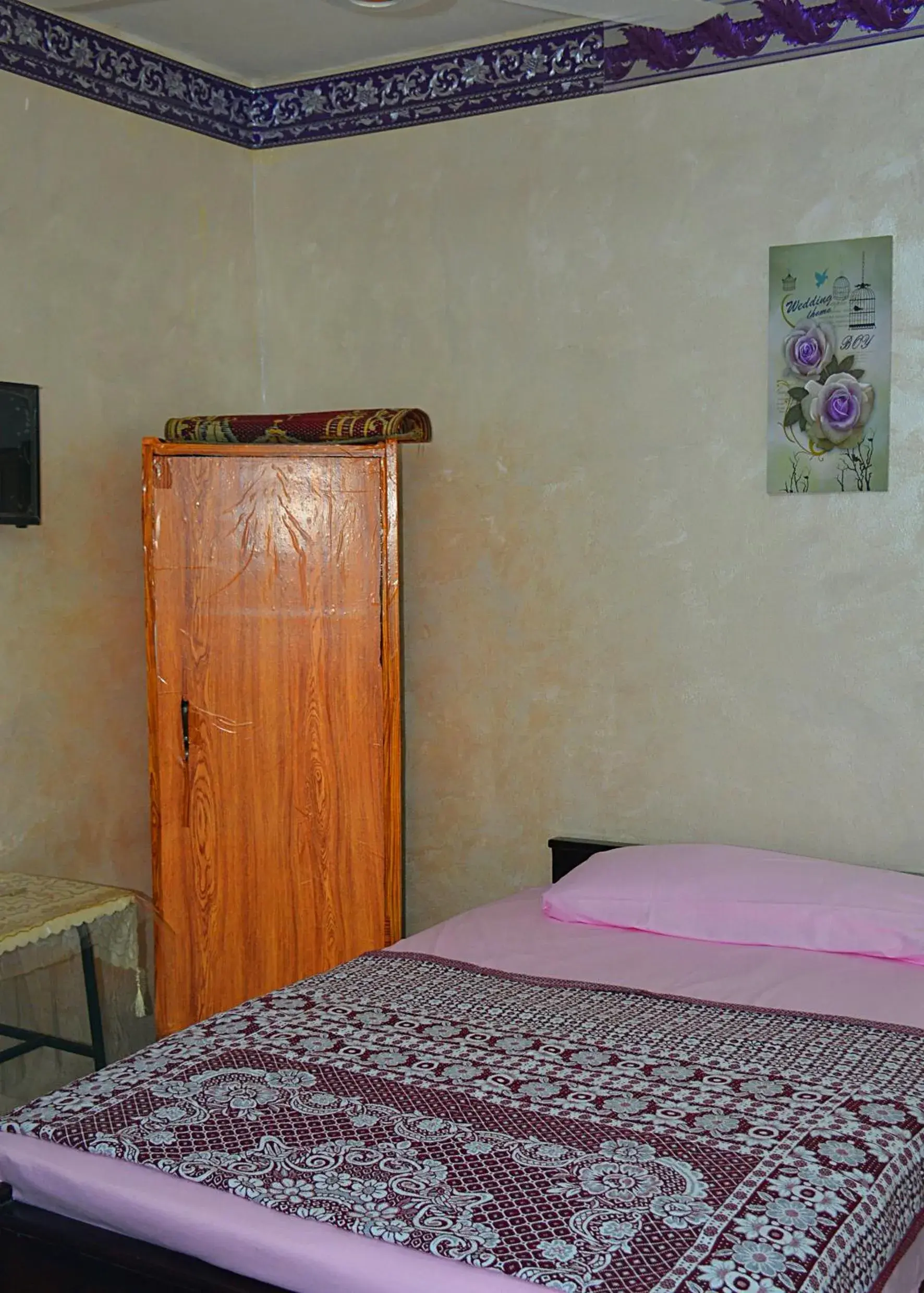 Single Room with Shared Bathroom - single occupancy in City Hostel Single Room with Shared Bathroom - single occupancy in City Hostel