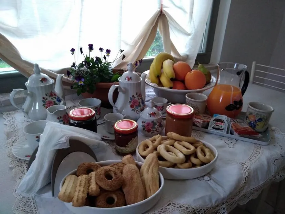 Breakfast in Trulli Villa Gloria