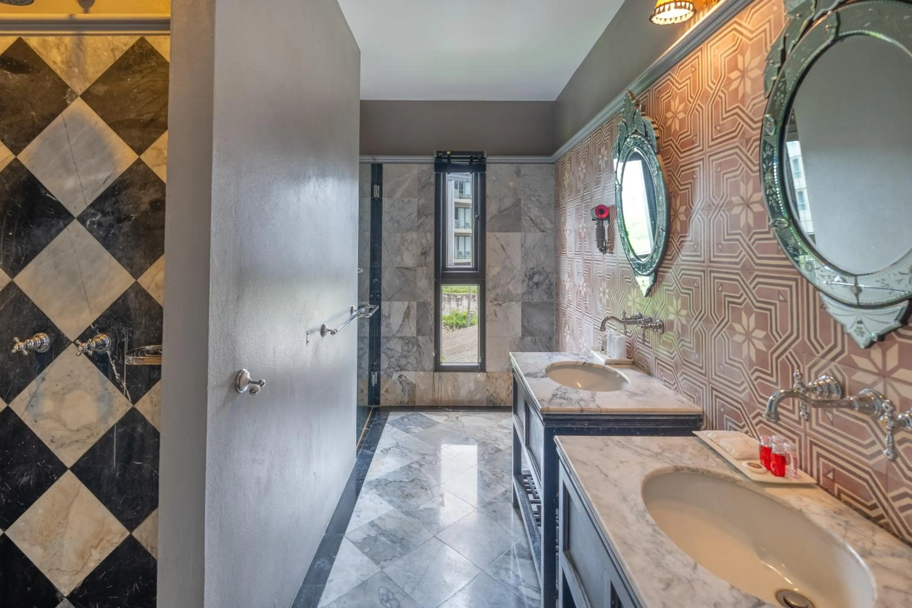 Bathroom in See Sea Villa Phuket SHA