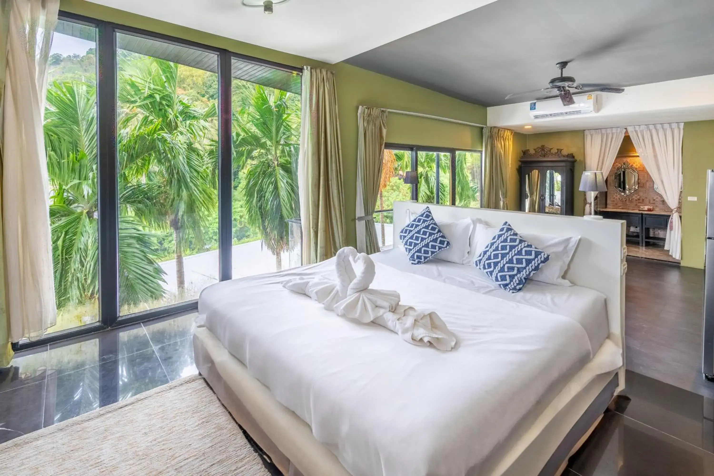 Suite with Private Pool in See Sea Villa Phuket SHA Suite with Private Pool in See Sea Villa Phuket SHA
