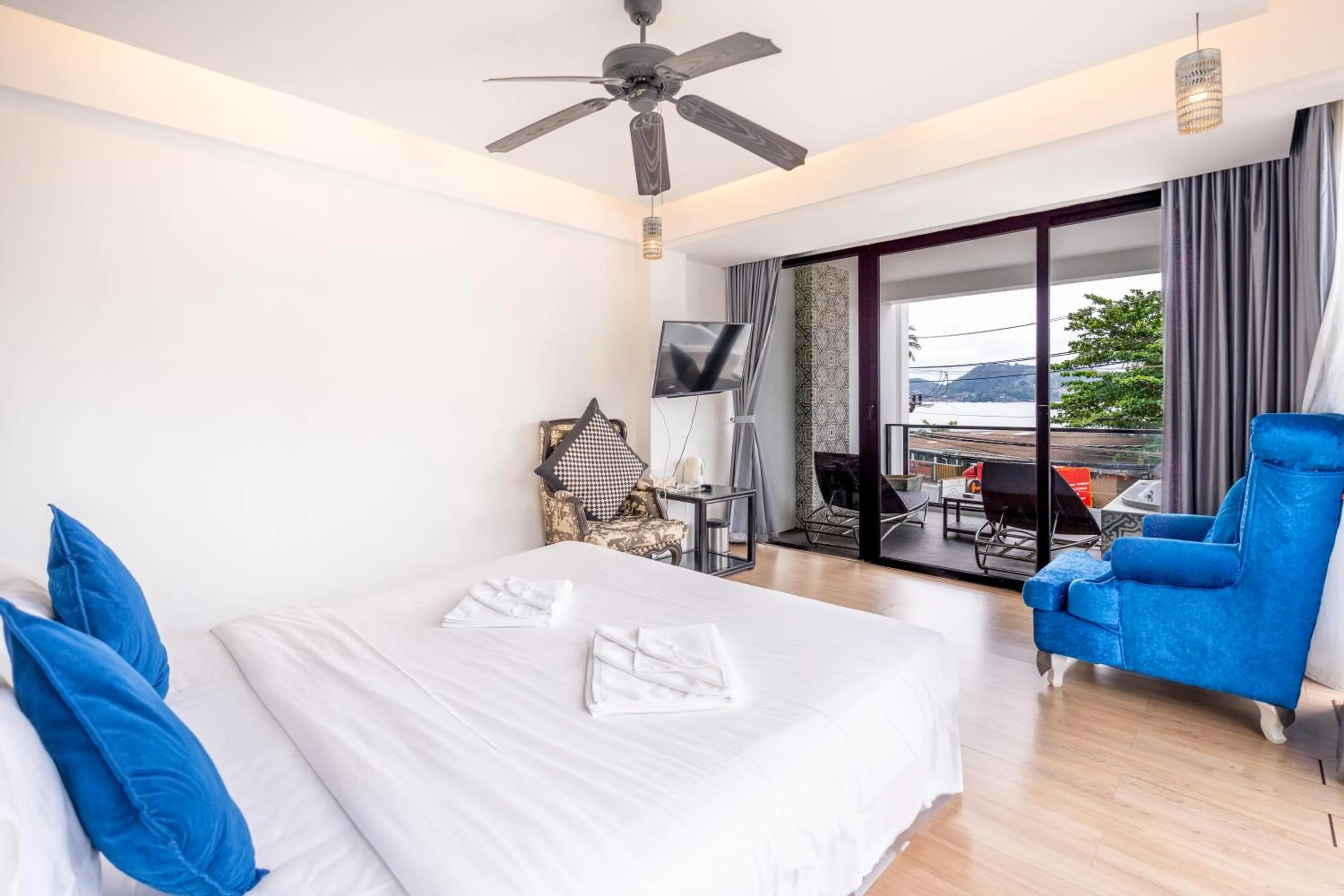 Bed in See Sea Villa Phuket SHA