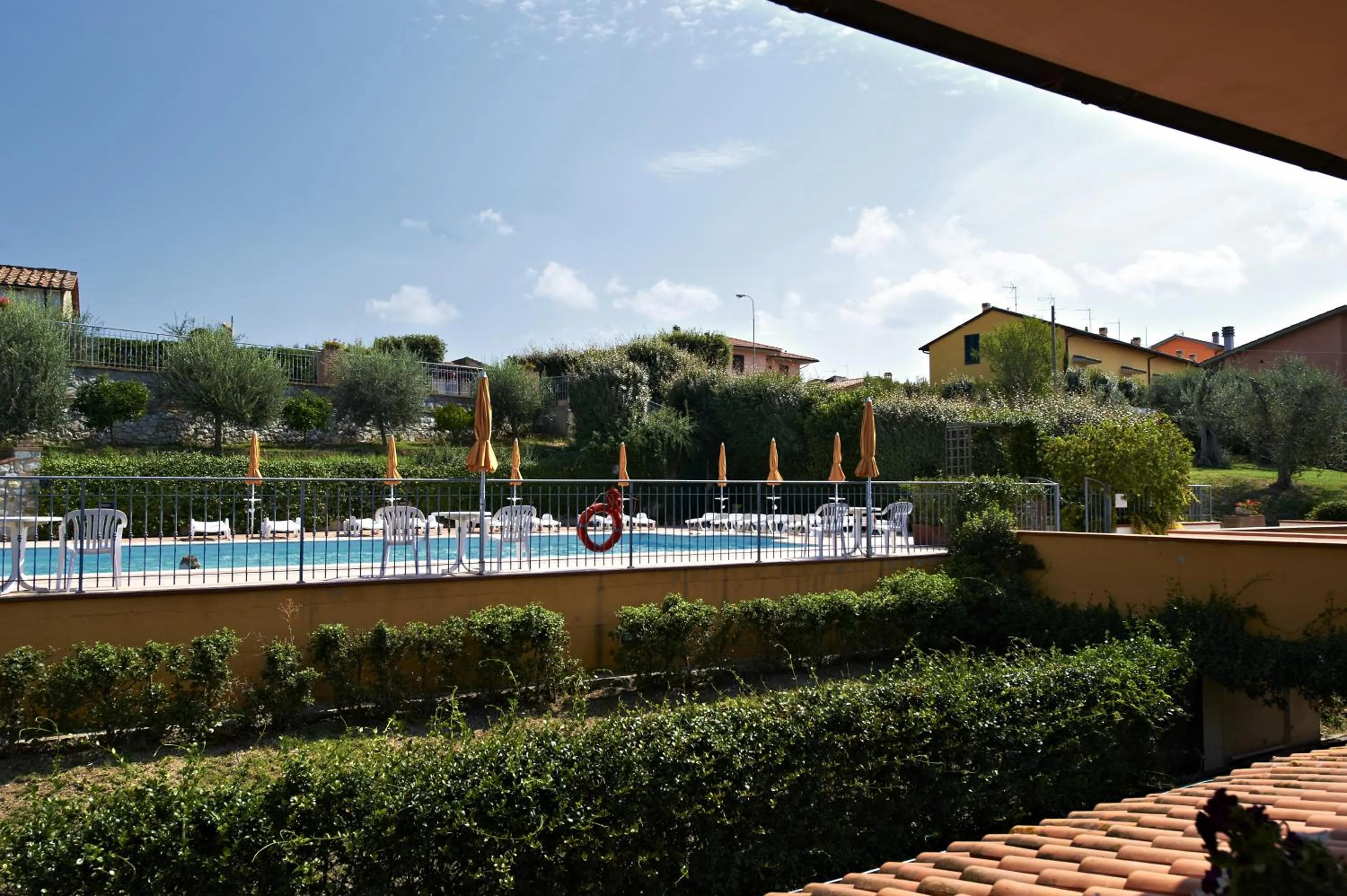 Pool view in Locanda La Gozzetta