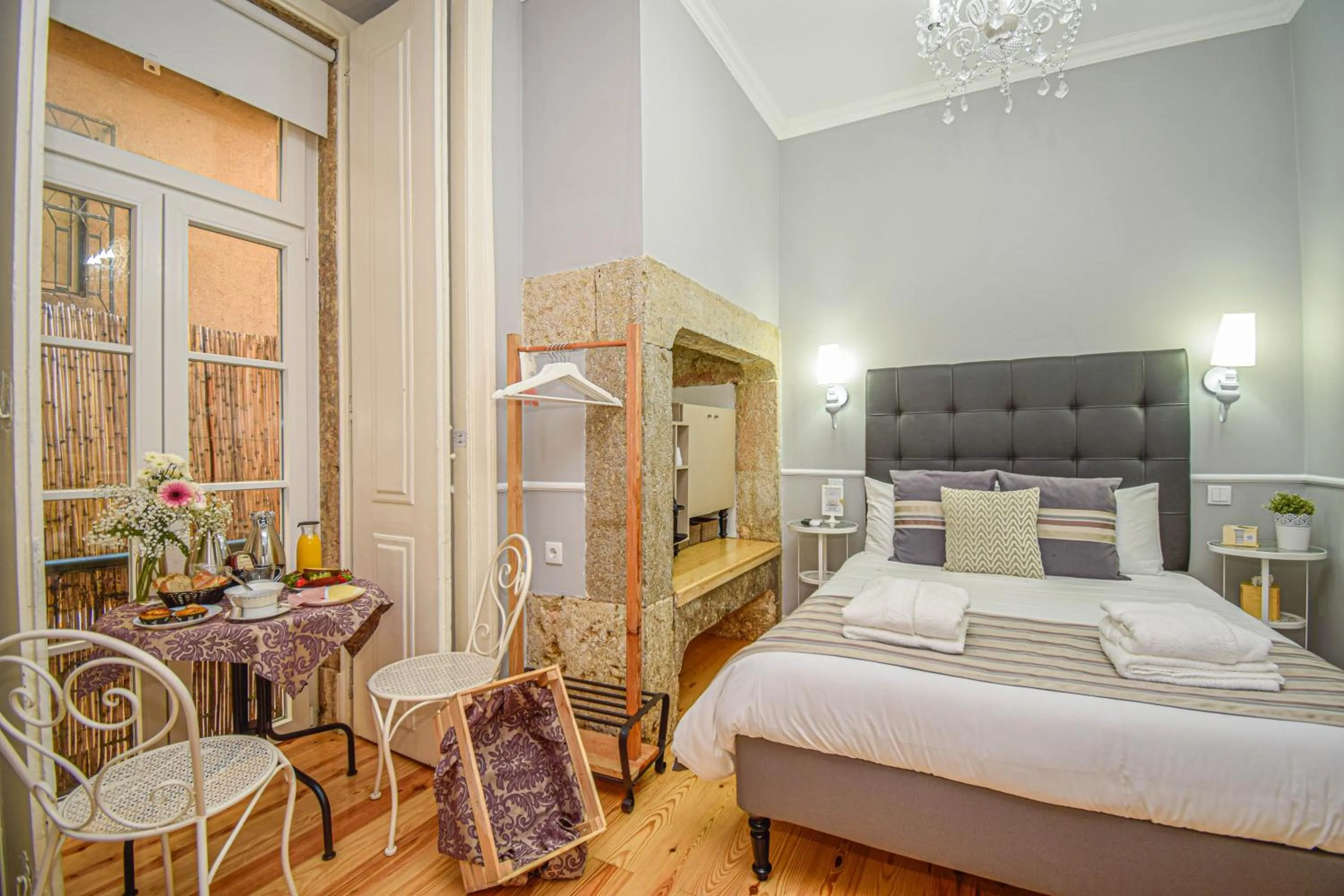 Bed in B in B Lisbon Downtown Suites