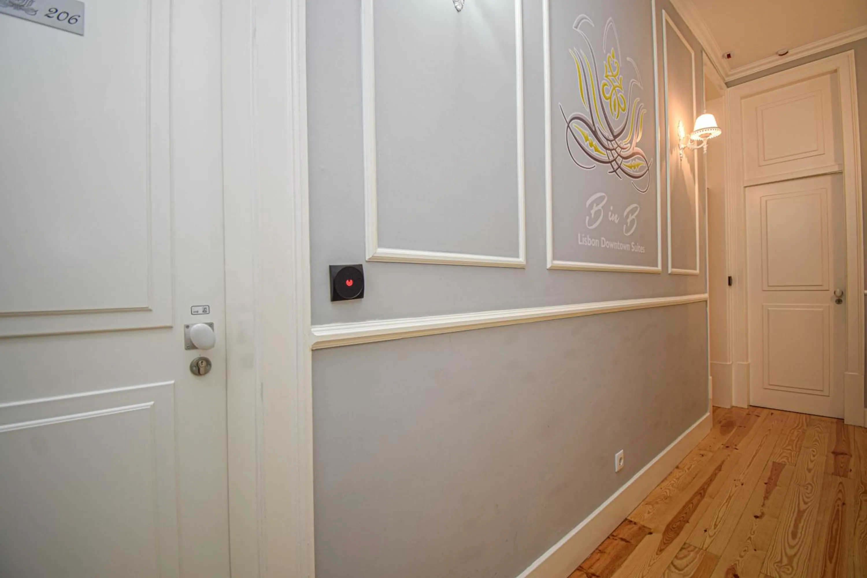 Facade/entrance in B in B Lisbon Downtown Suites