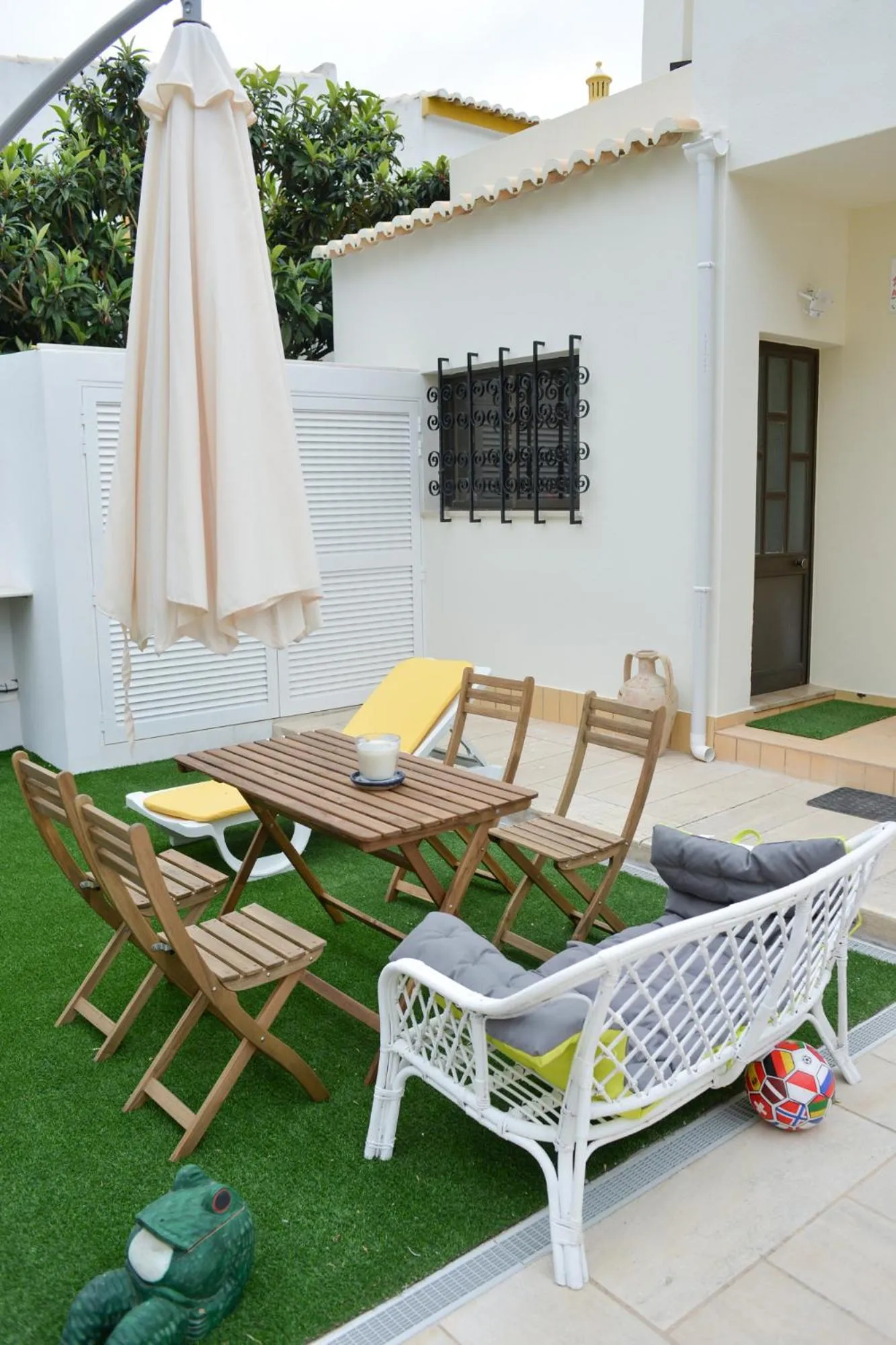 Patio in Sensations Guesthouse