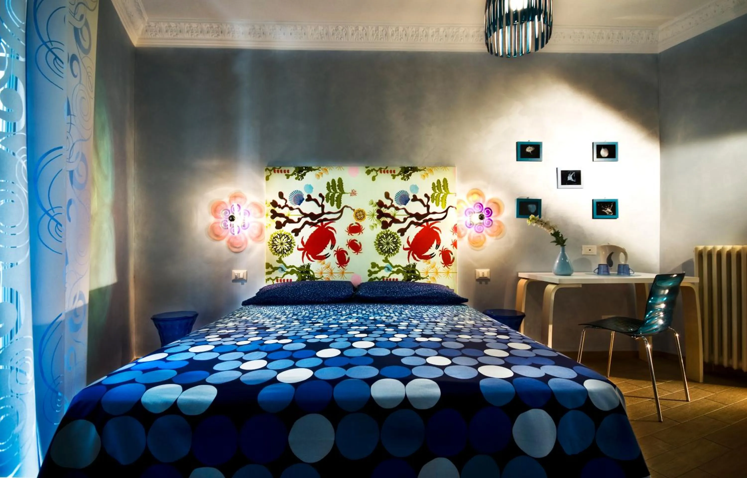 Photo of the whole room, Bed in Domus Diana