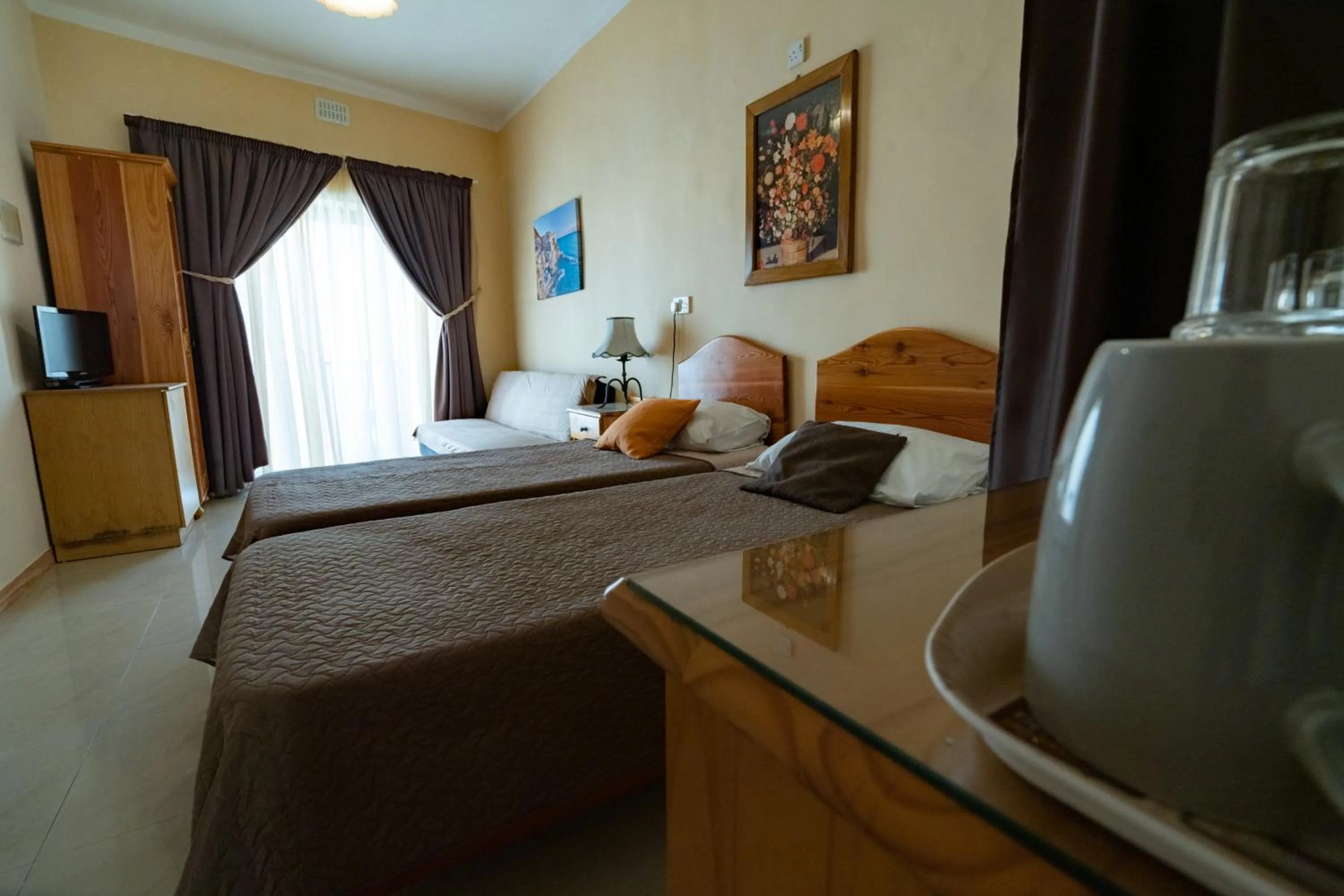 Bed in Lantern Guest House