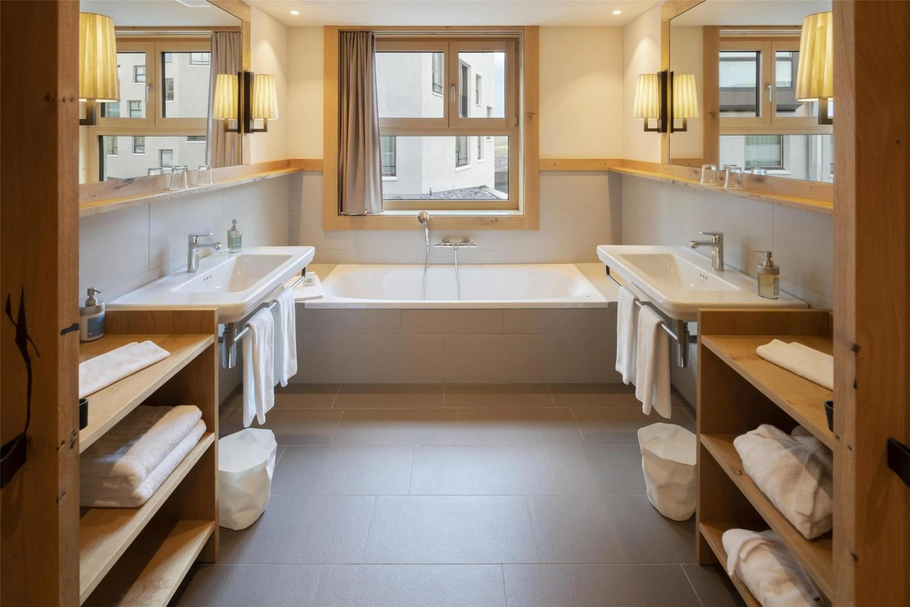 Bathroom, Bed in Frutt Mountain Resort