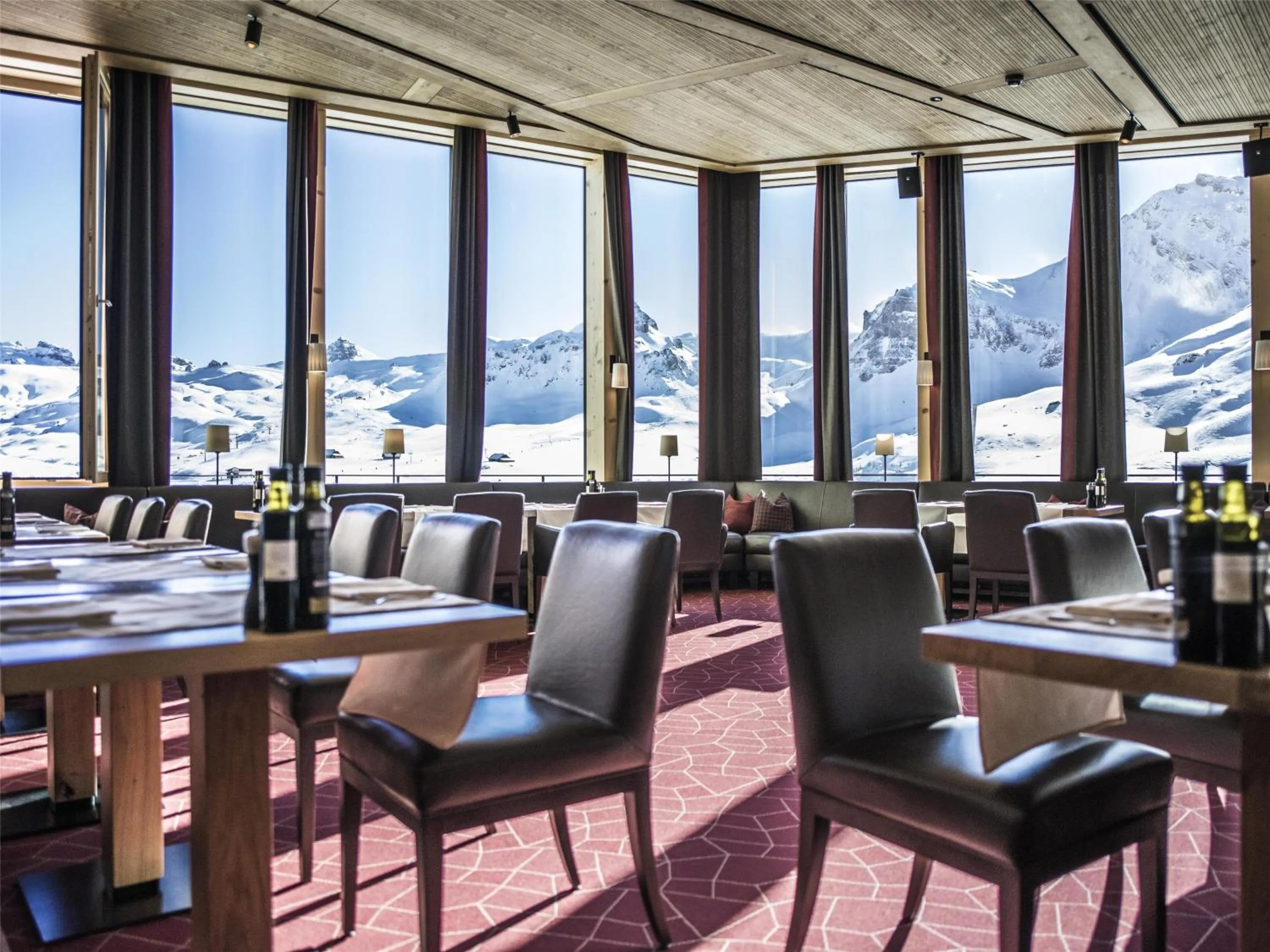 Restaurant/places to eat in Frutt Mountain Resort