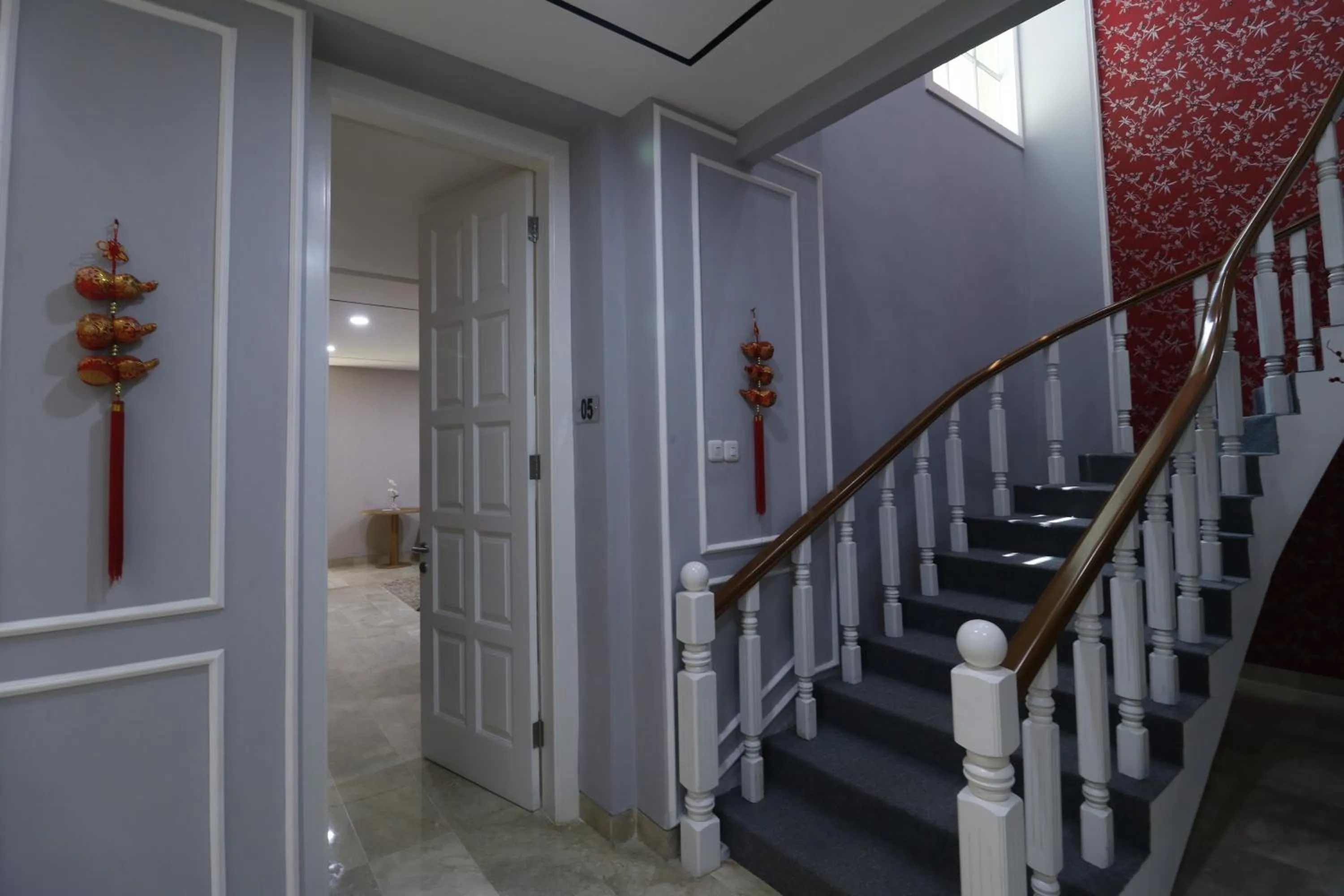 Lobby or reception in RedDoorz Premium near RS Pondok Indah