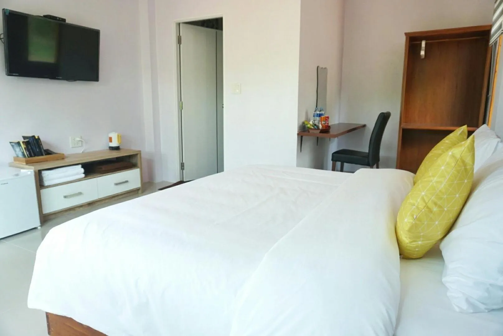 Photo of the whole room, Bed in The Lodge at Koh Kood