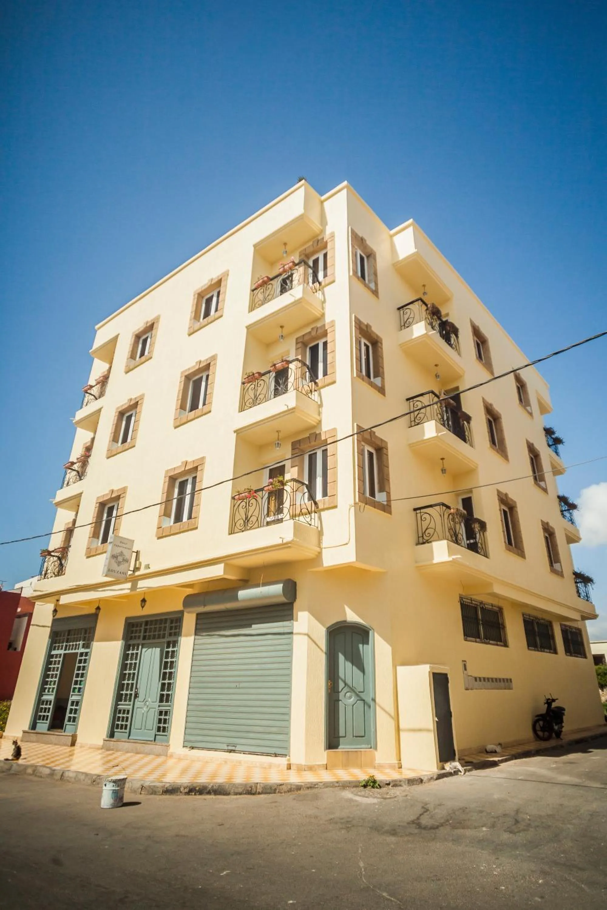 Property building in Résidence Louzani