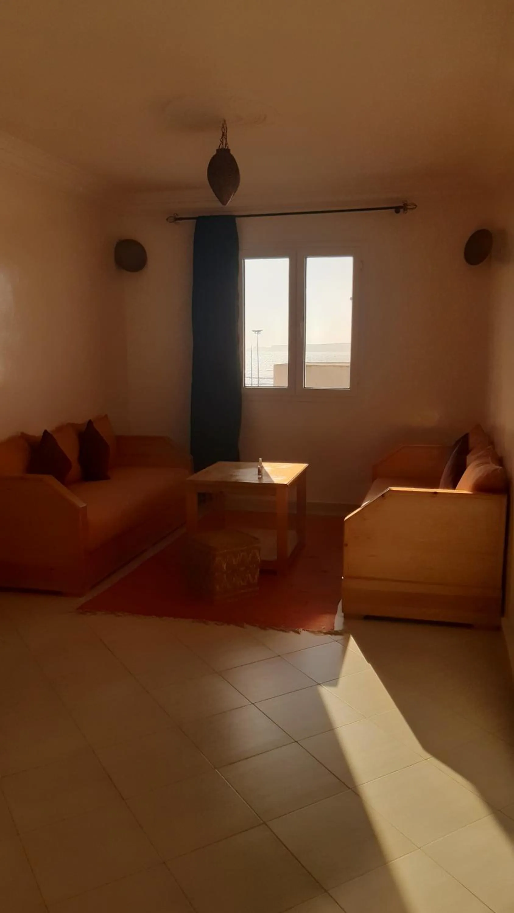 Communal lounge/ TV room in Résidence Louzani