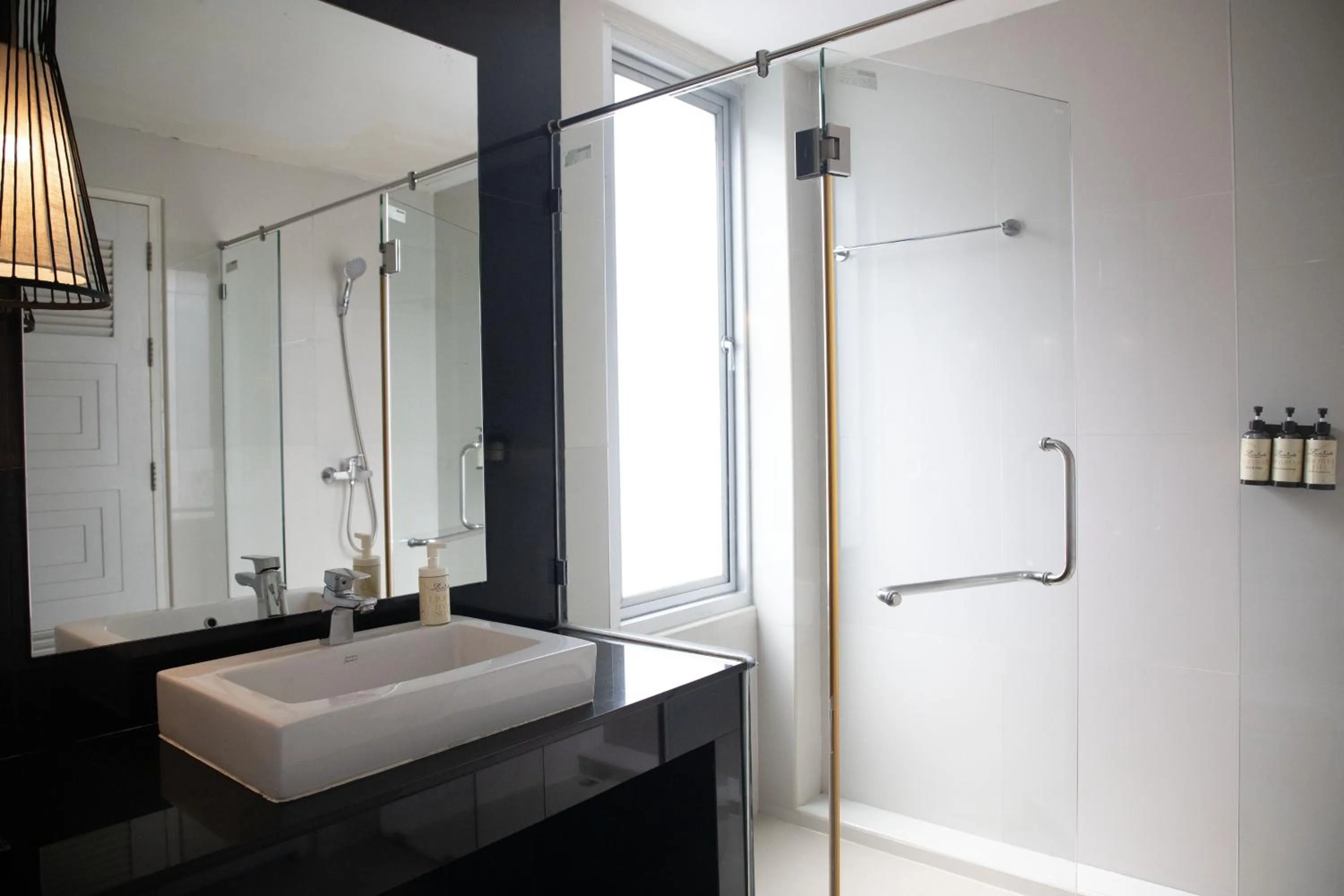 Shower in The Leela Resort & Spa Pattaya