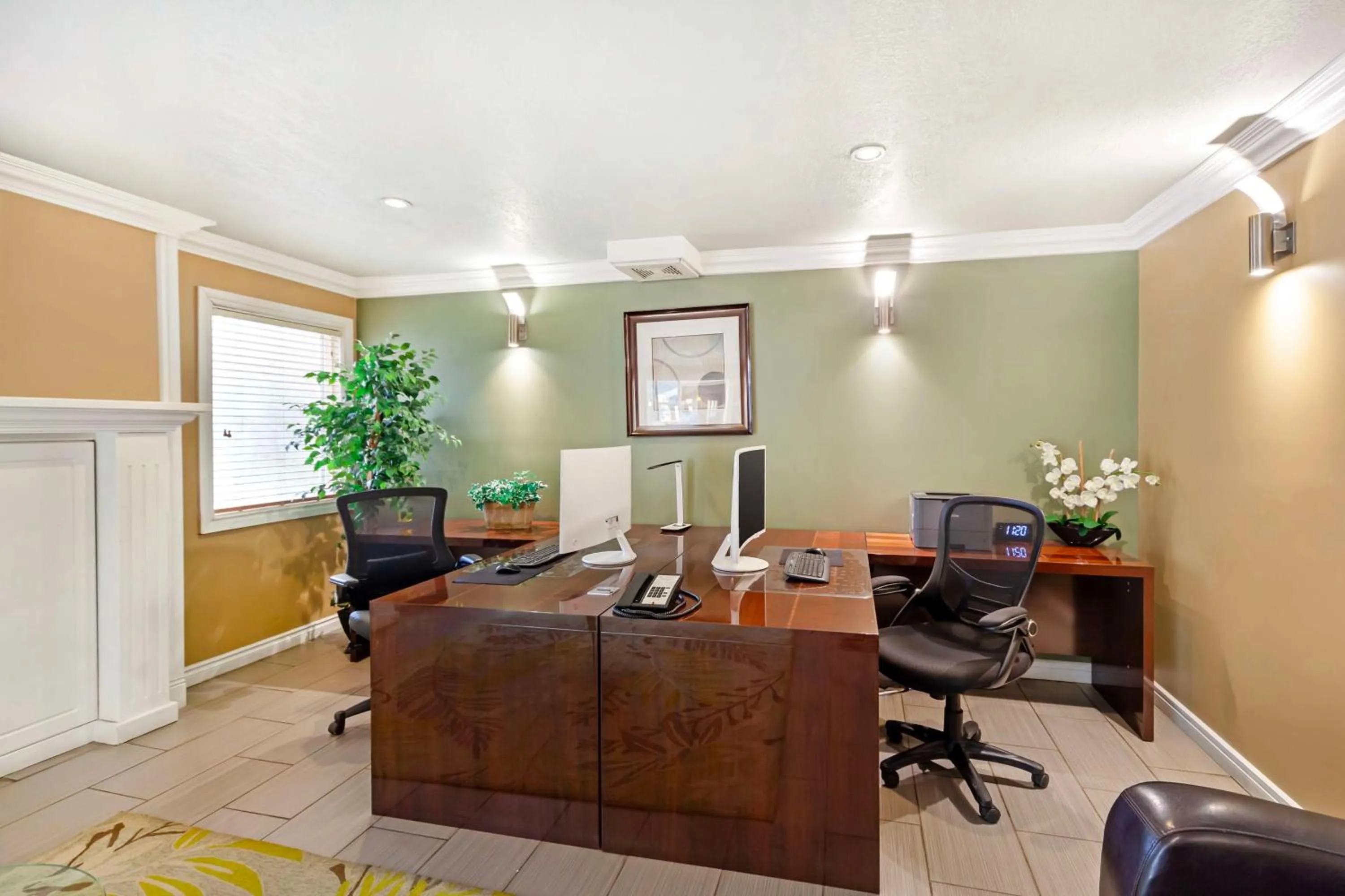 Business facilities in Best Western PLUS Mirage Hotel and Resort