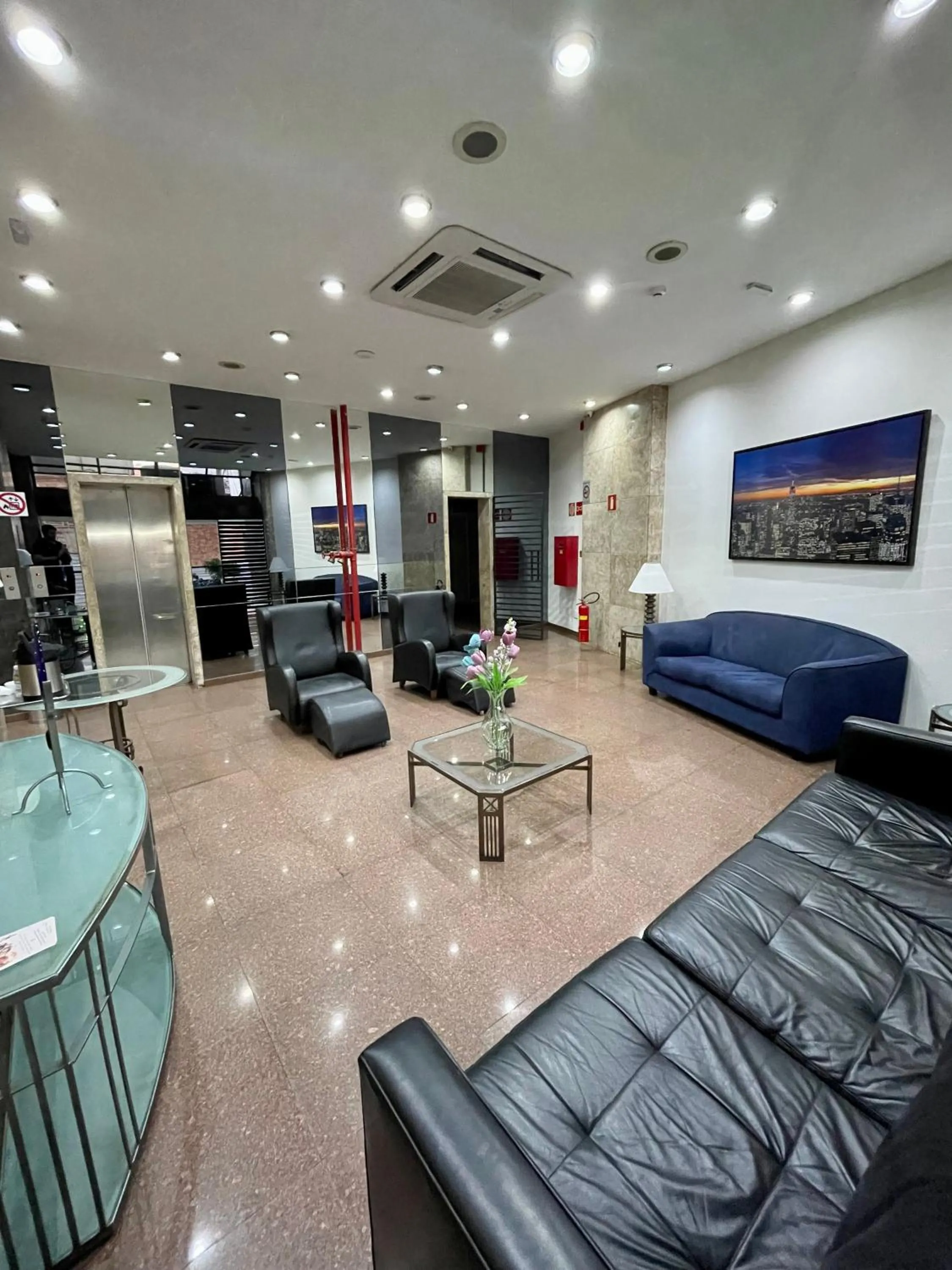 Living room in César Park Hotel