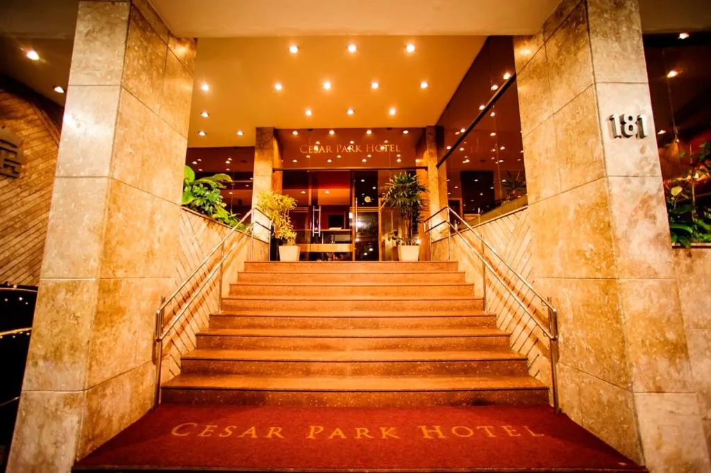 Facade/entrance in César Park Hotel