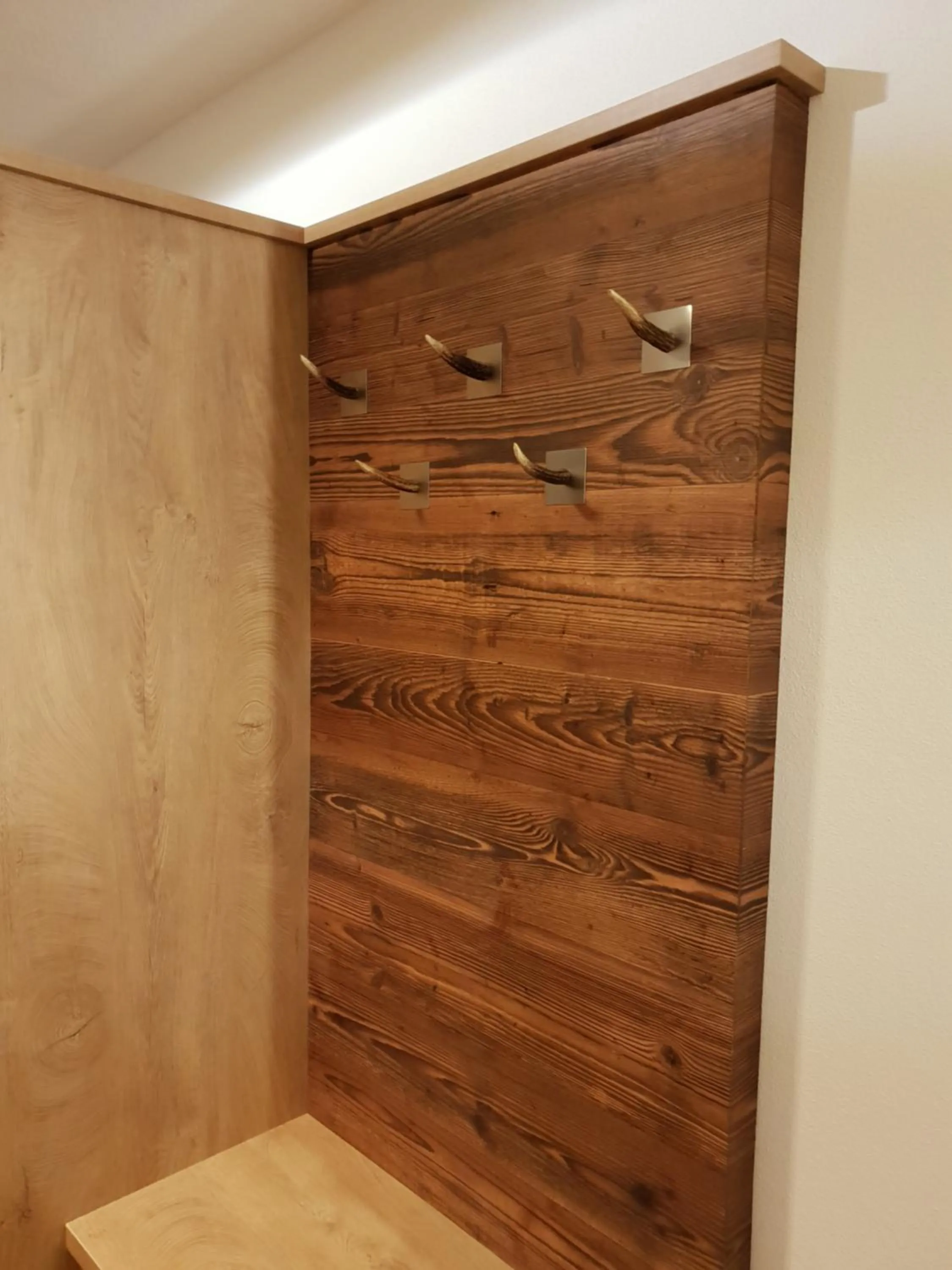 Other in lustiger Hirsch