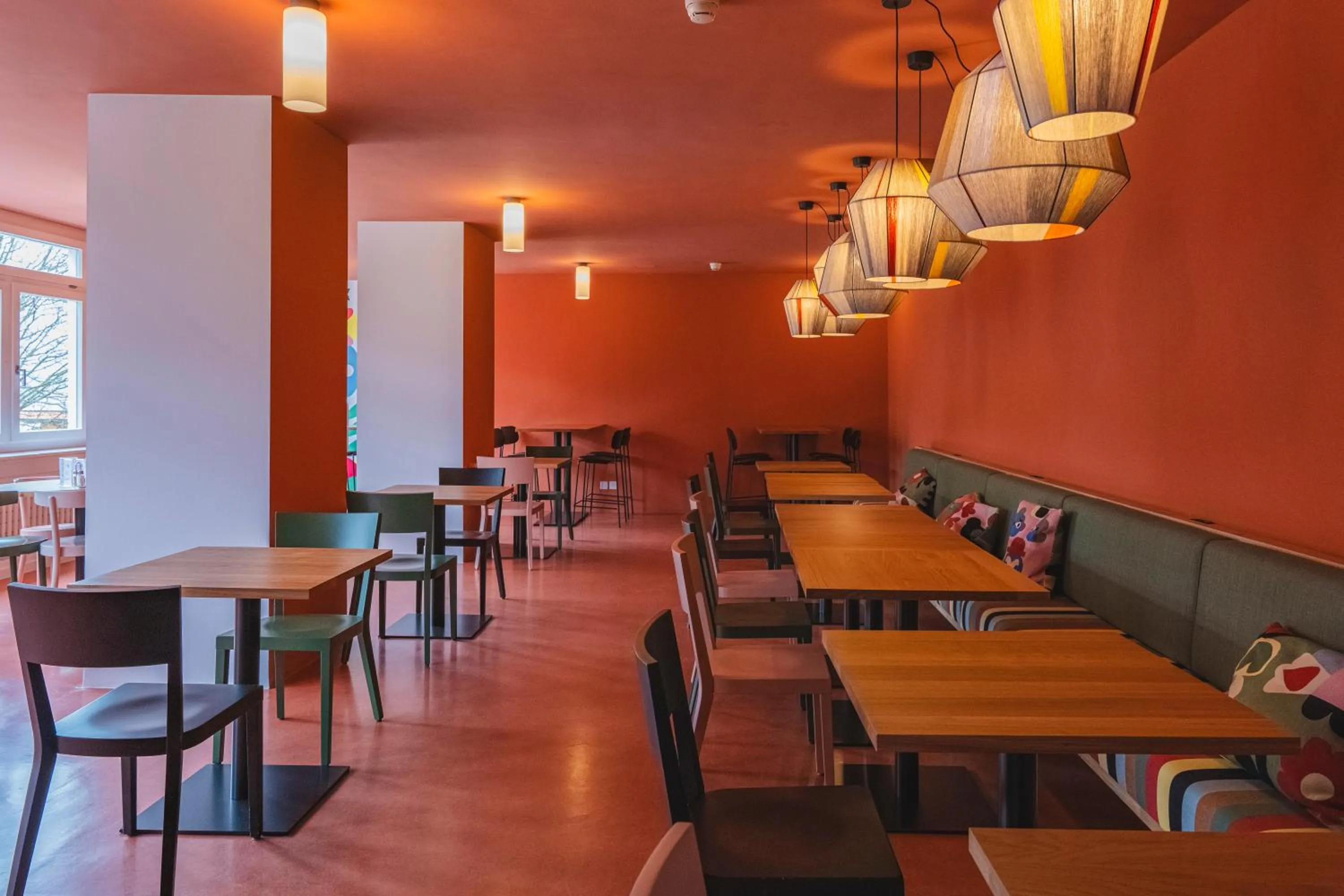 Restaurant/places to eat in Davos Youth Hostel