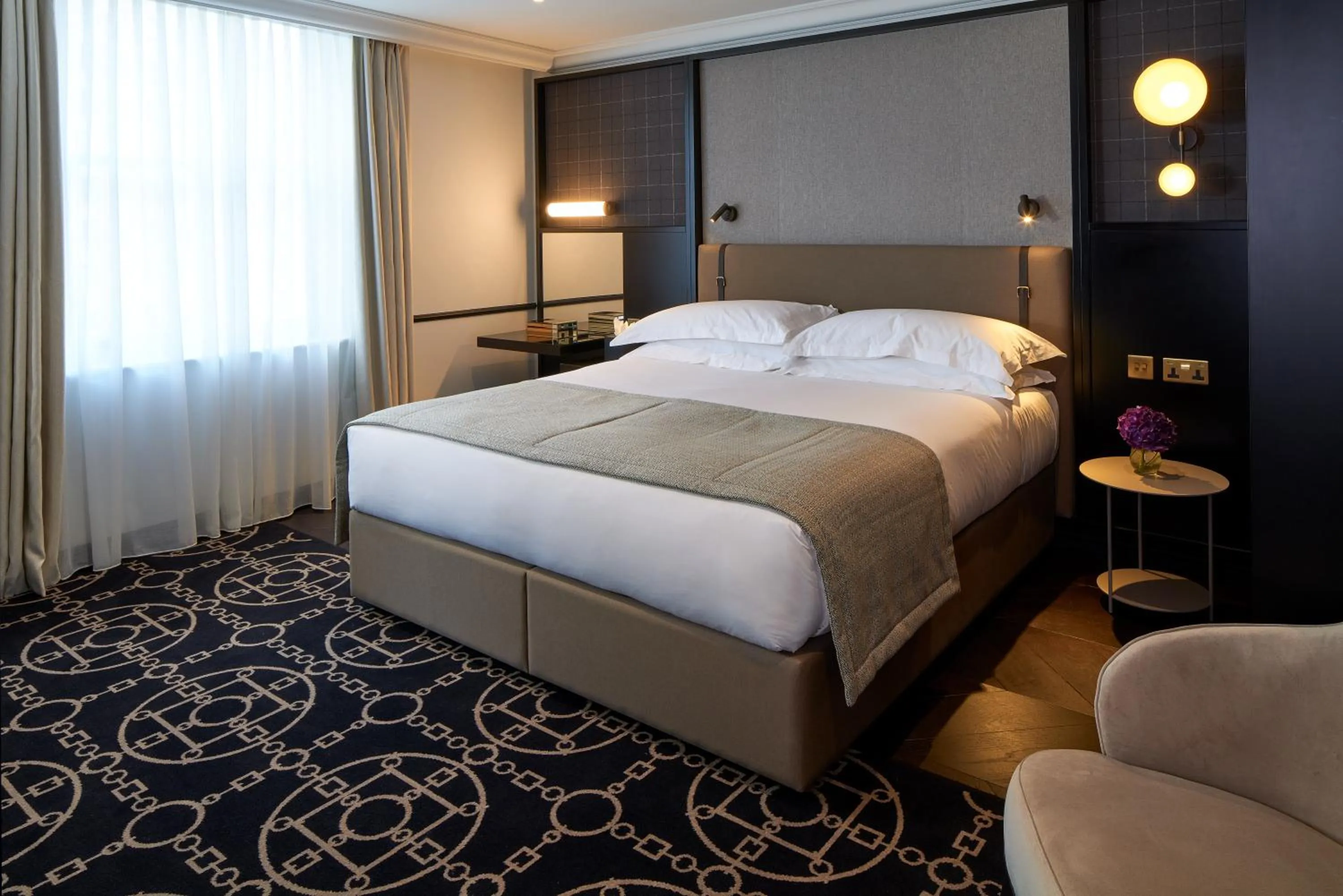 Bed in Lexham Gardens by Cheval Maison