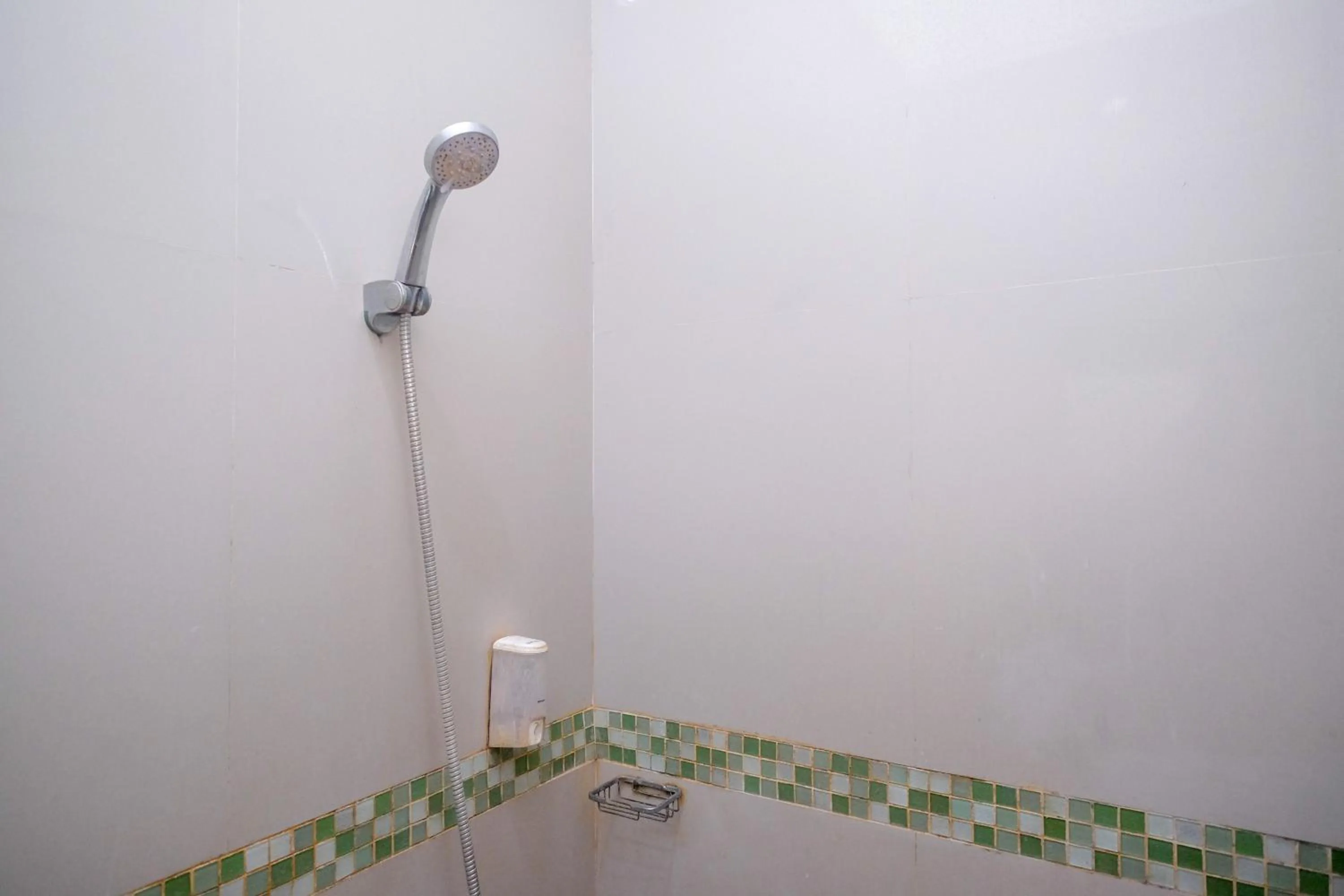 Bathroom in RedDoorz Plus @ Timoho