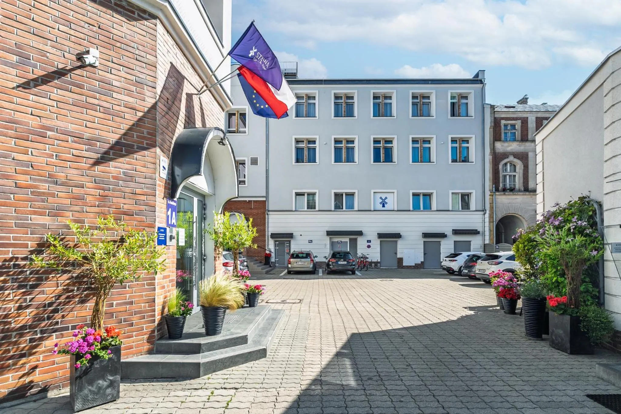 Property building in Stawa Villa & Apart